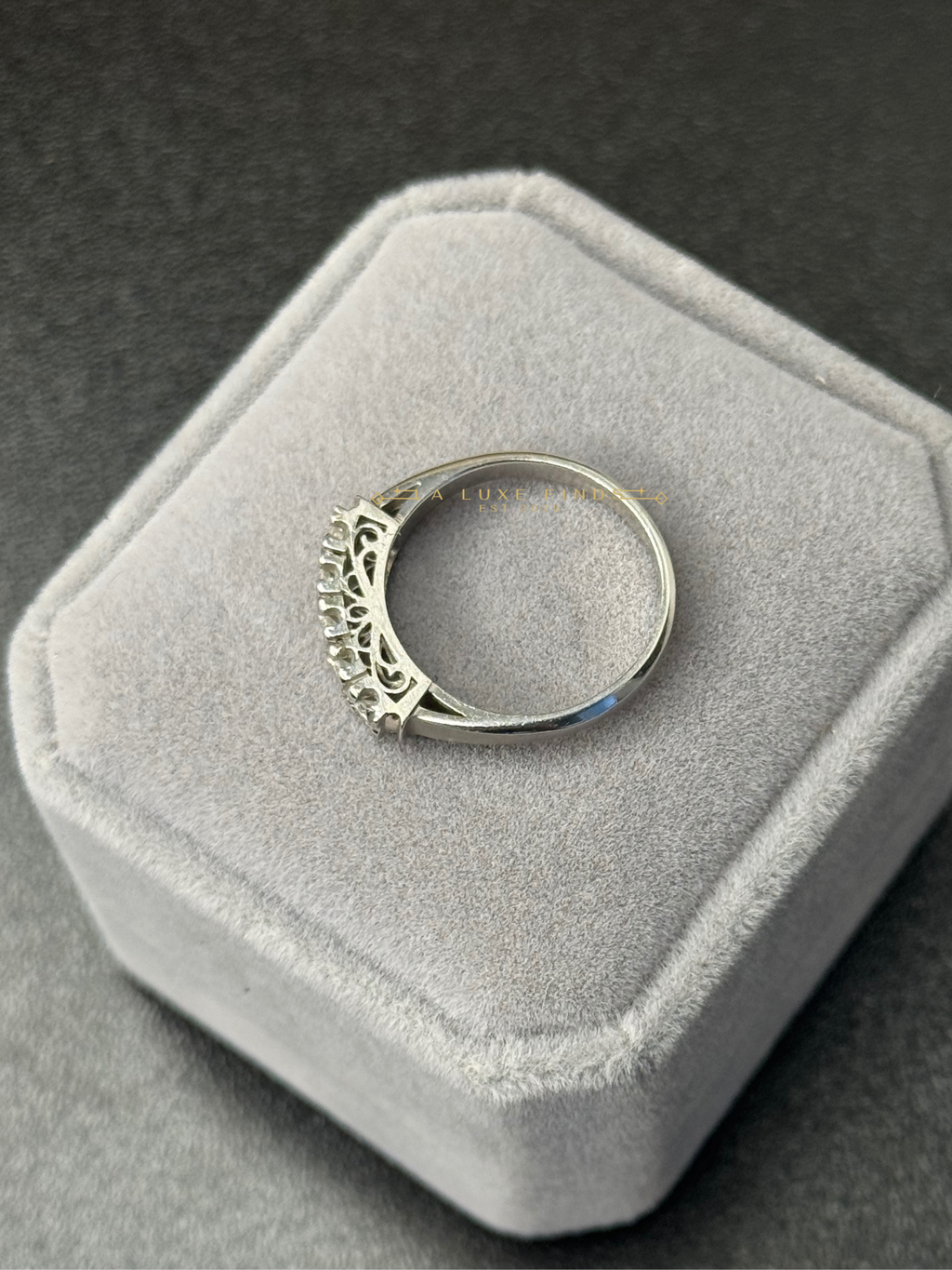 Pre-owned 0.16ct Natural Diamond Platinum Ring