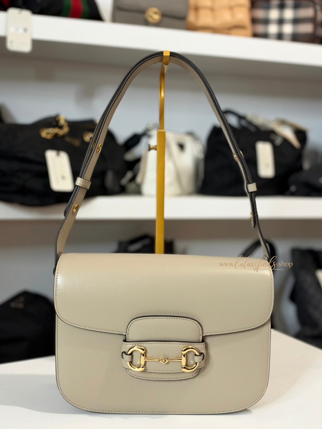 GUCCI Horsebit 1955 Medium Shoulder Bag