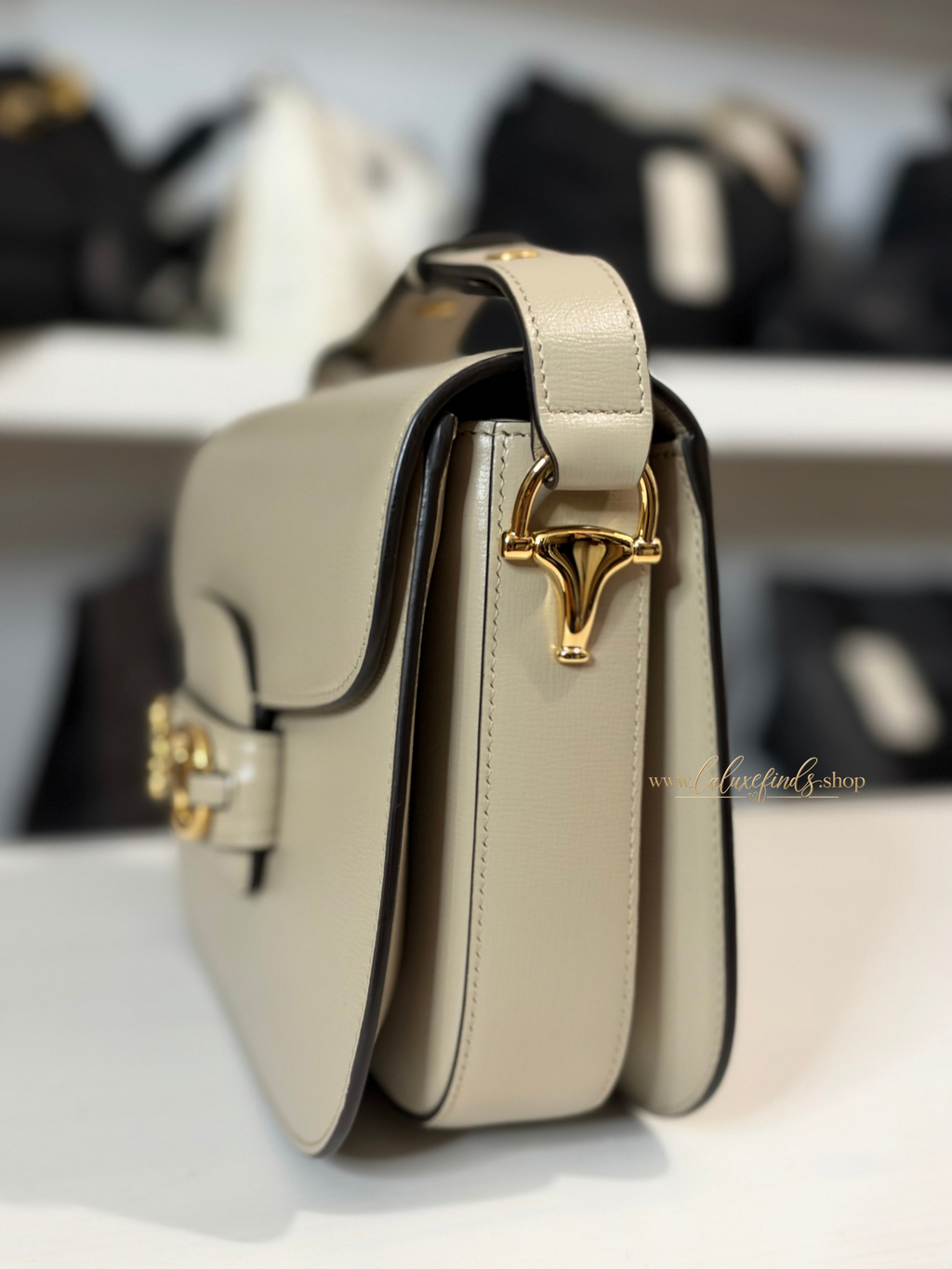 GUCCI Horsebit 1955 Medium Shoulder Bag