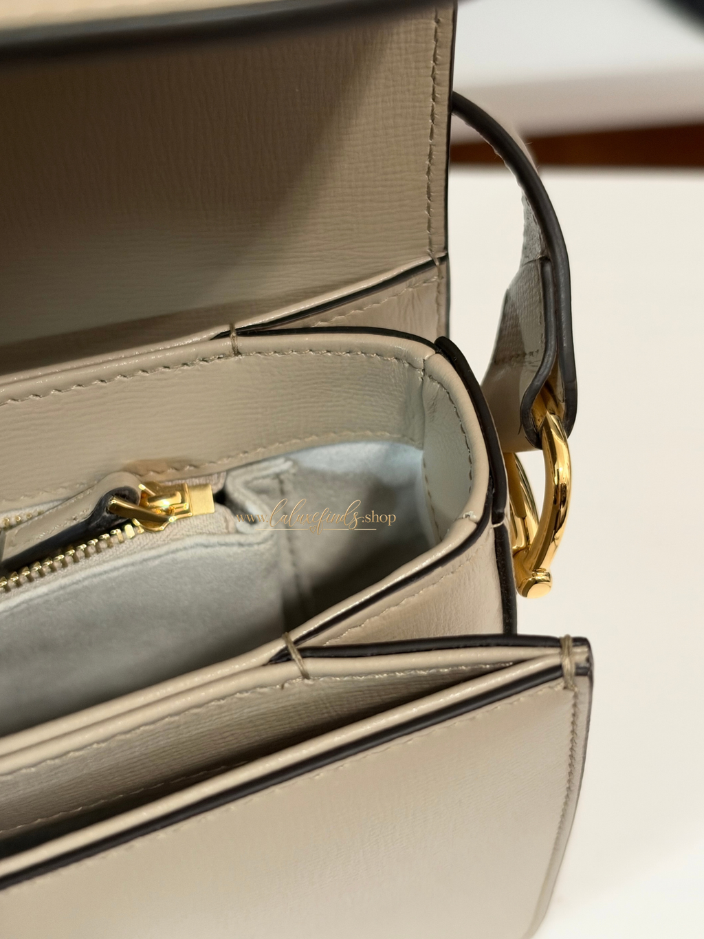 GUCCI Horsebit 1955 Medium Shoulder Bag