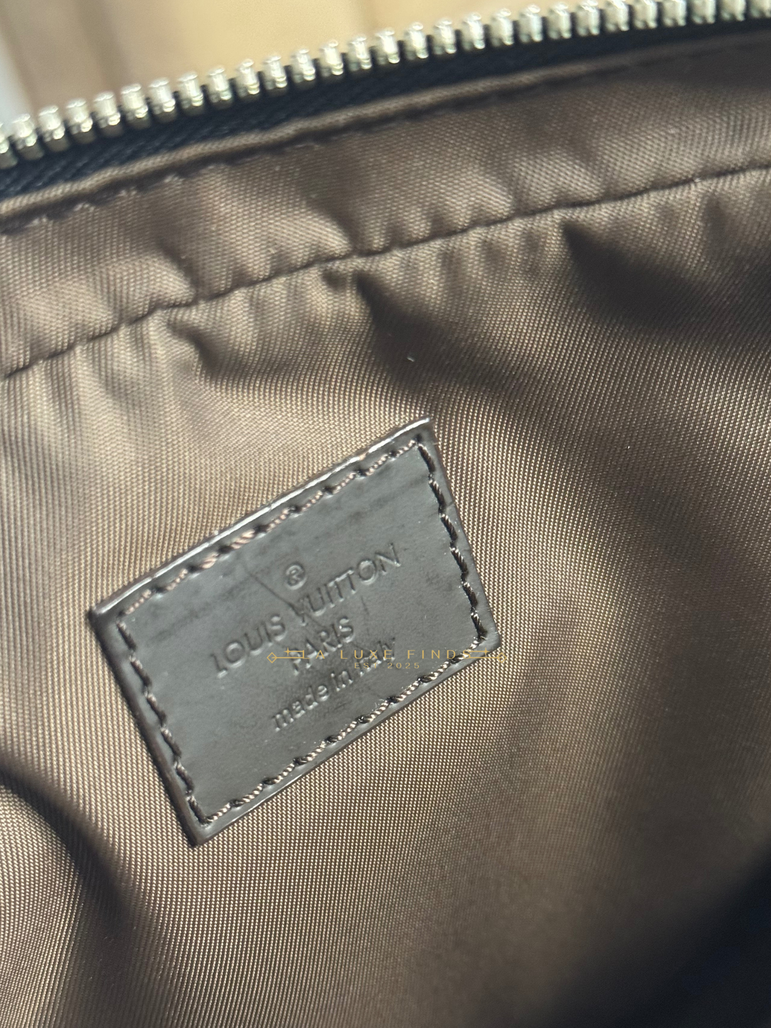 LOUIS VUITTON Damier Acrobat Geant