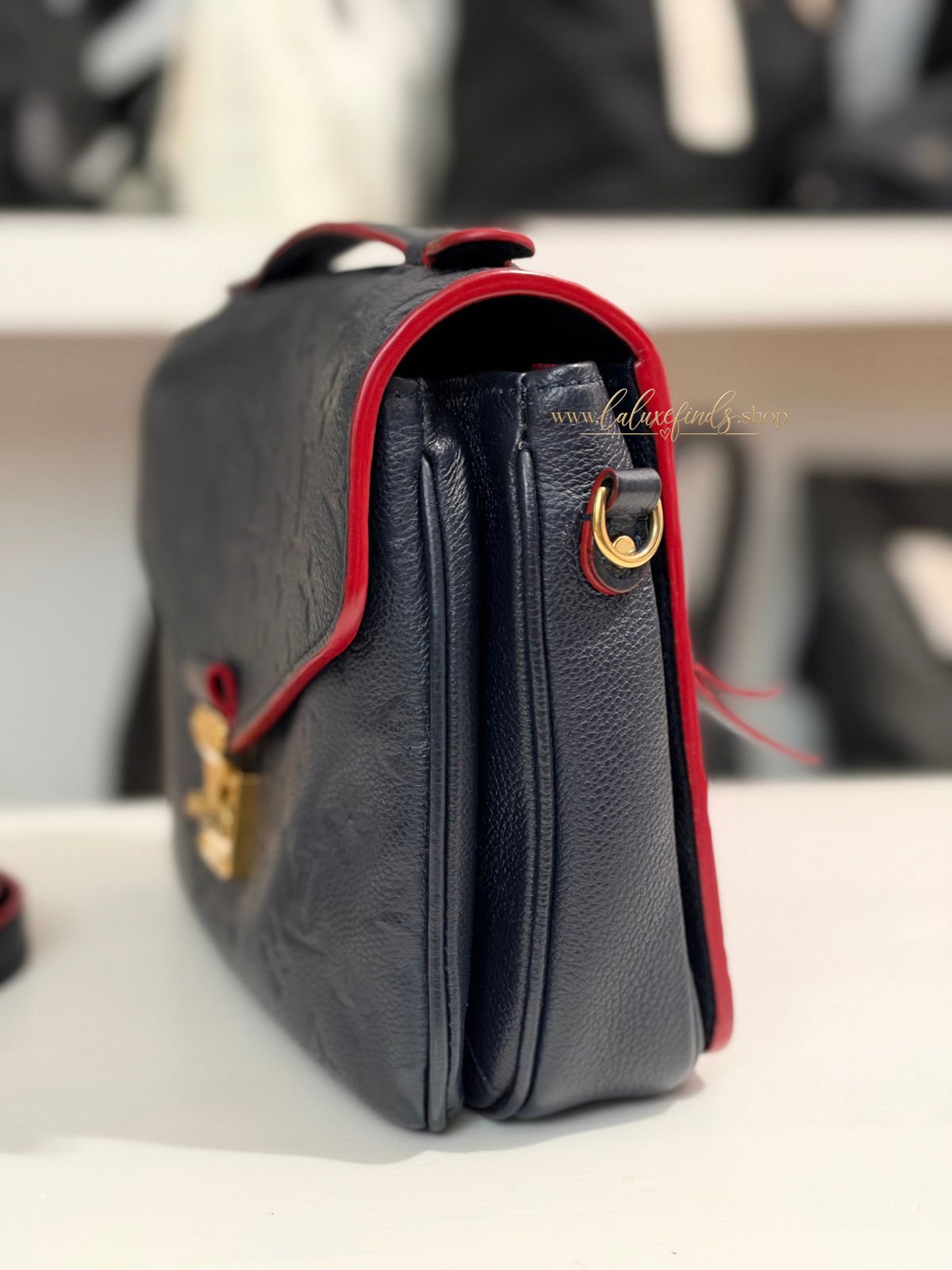 LOUIS VUITTON 2017 Monogram Empriente Pochette Metis