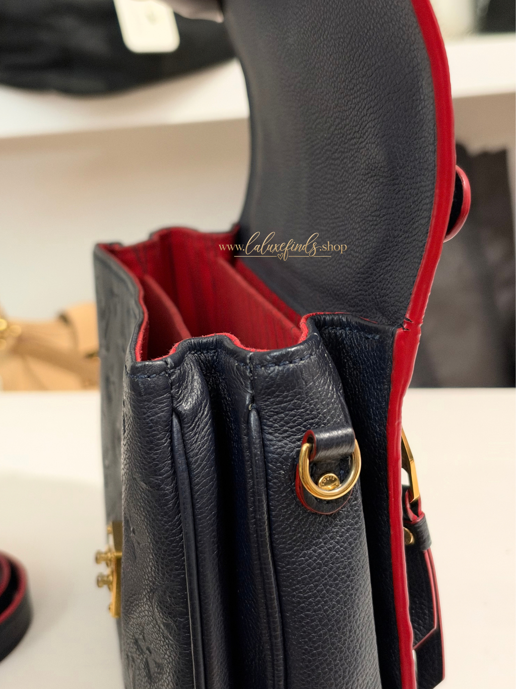 LOUIS VUITTON 2017 Monogram Empriente Pochette Metis