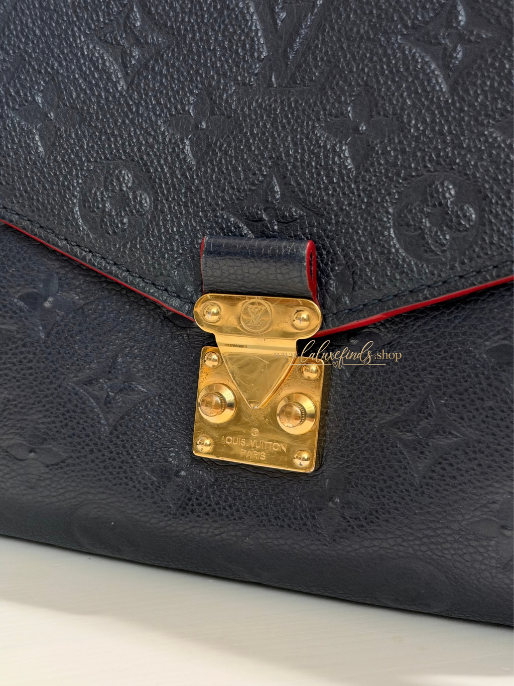 LOUIS VUITTON 2017 Monogram Empriente Pochette Metis