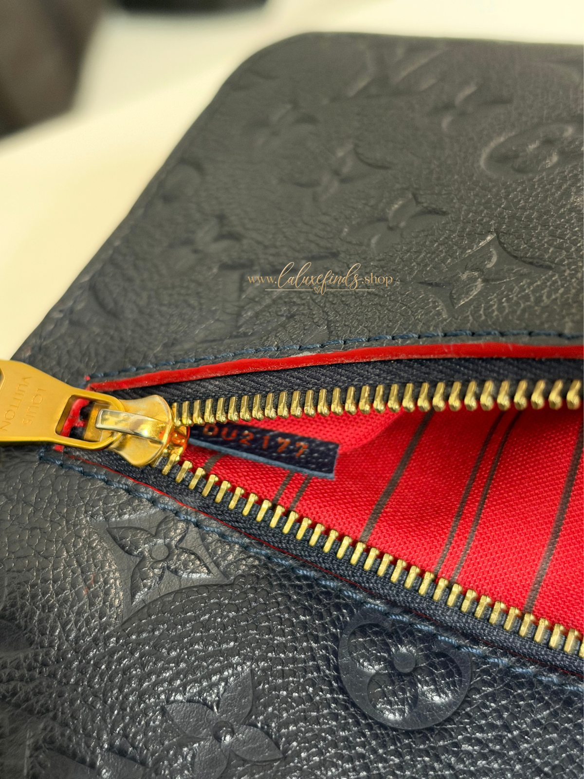 LOUIS VUITTON 2017 Monogram Empriente Pochette Metis