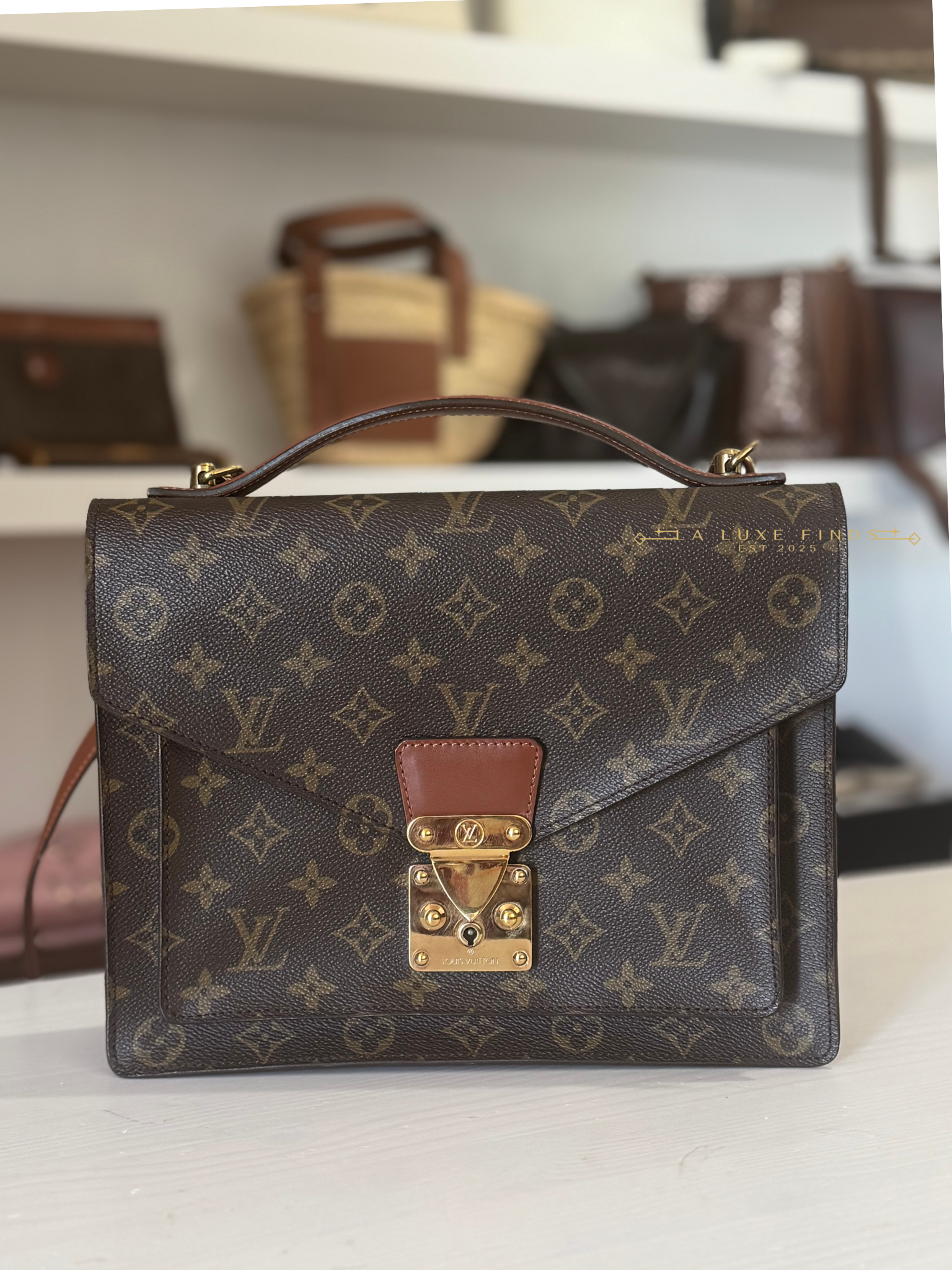 Louis Vuitton 1990 Monogram Monceau 28