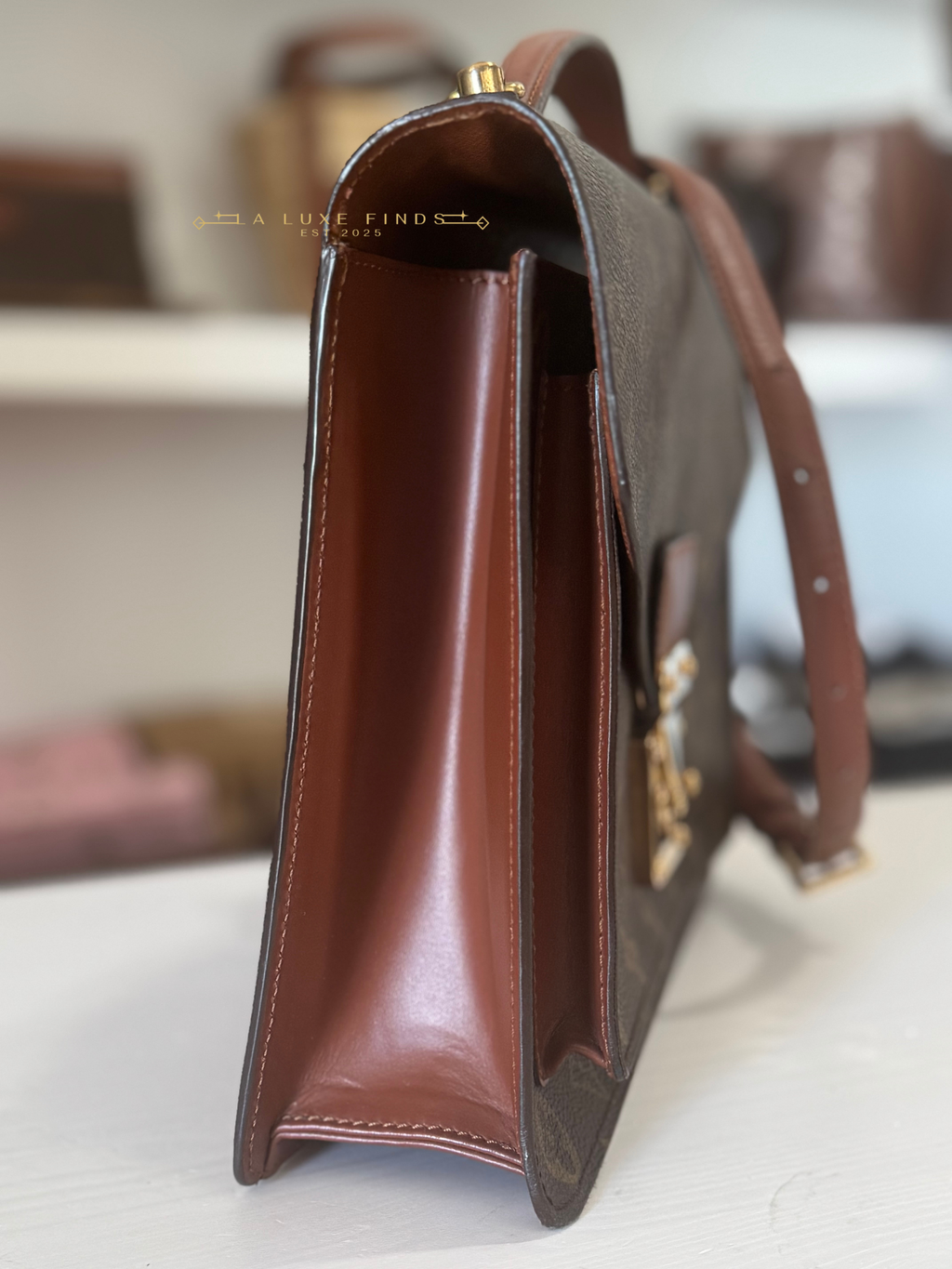 Louis Vuitton 1990 Monogram Monceau 28