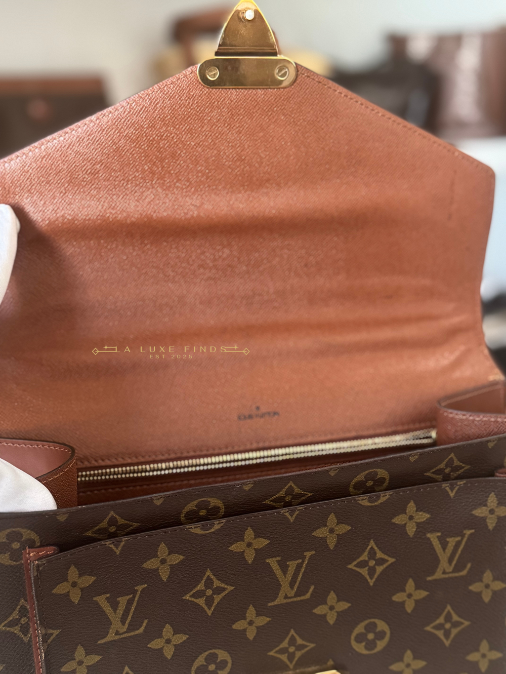 Louis Vuitton 1990 Monogram Monceau 28