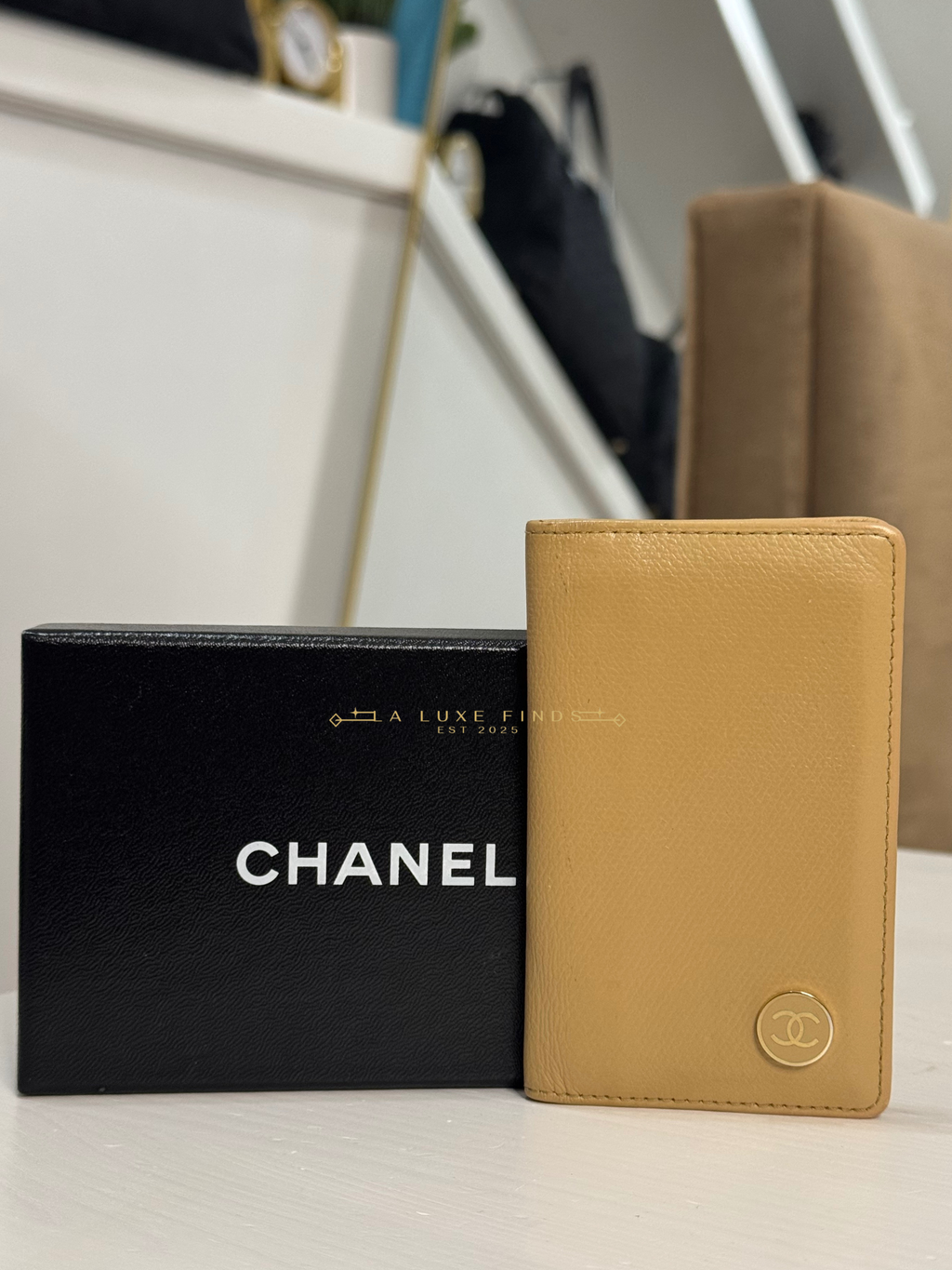CHANEL Bi-fold Card Holder