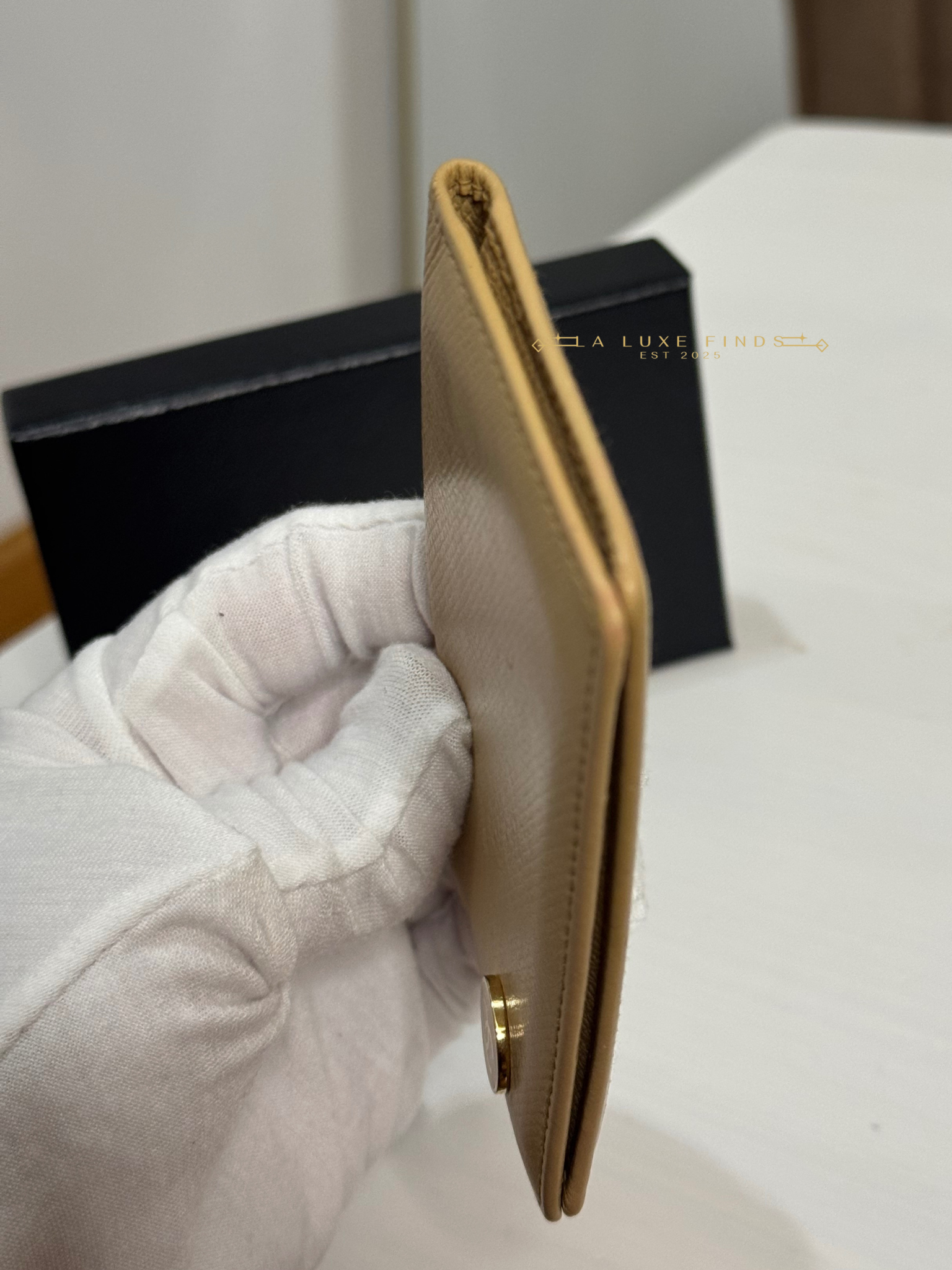 CHANEL Bi-fold Card Holder