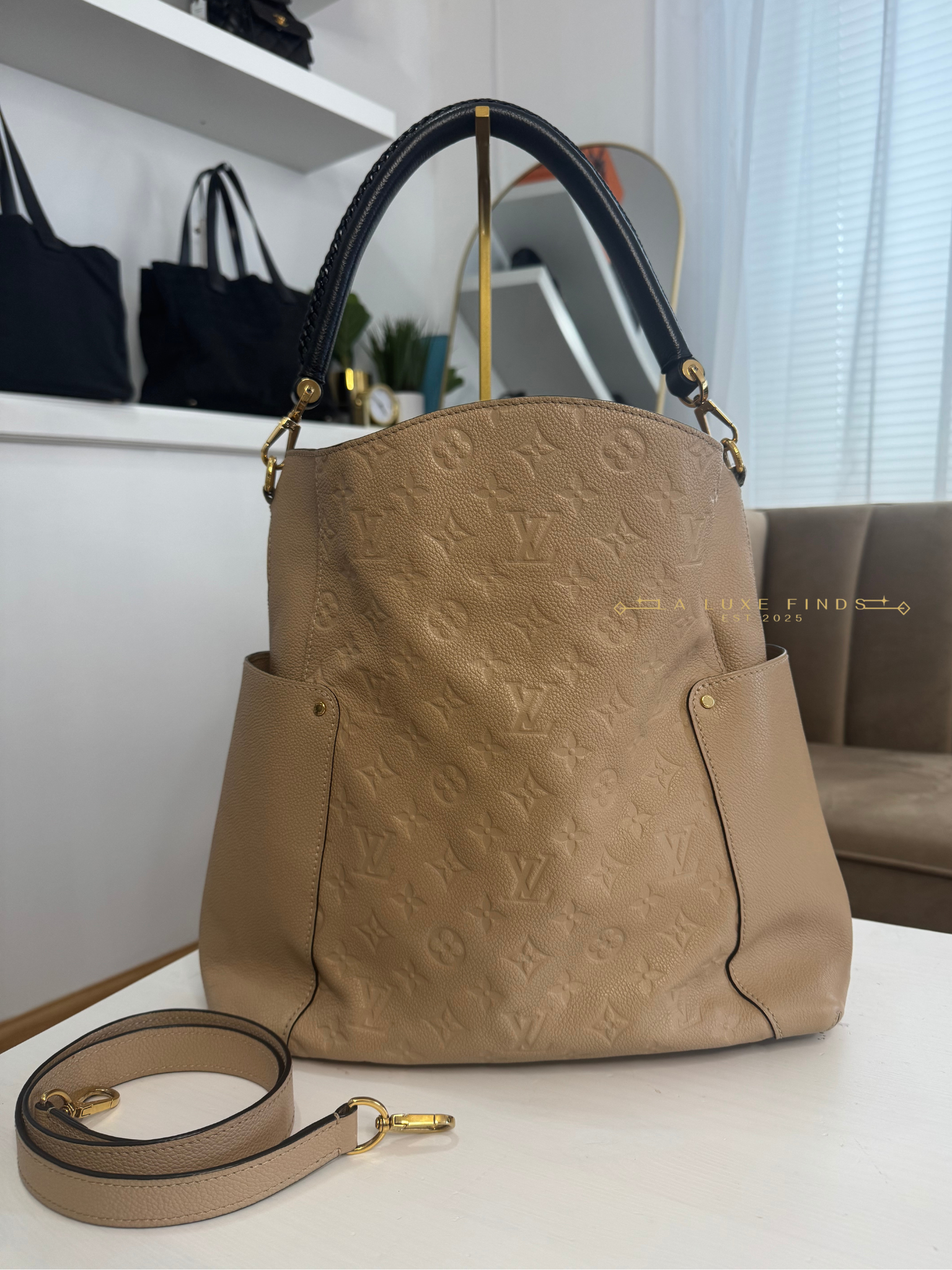 LOUIS VUITTON Empreinte Bagatelle Dune