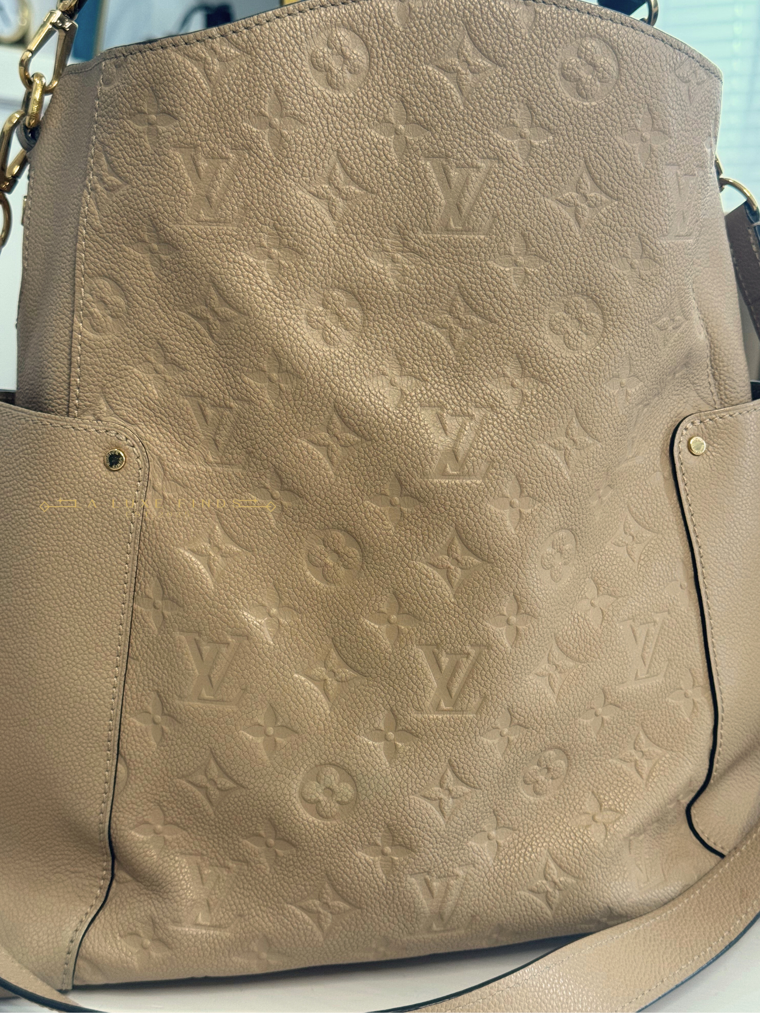 LOUIS VUITTON Empreinte Bagatelle Dune