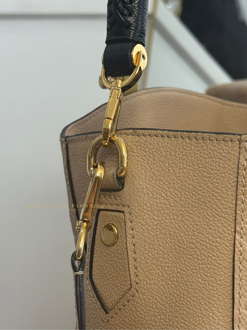 LOUIS VUITTON Empreinte Bagatelle Dune