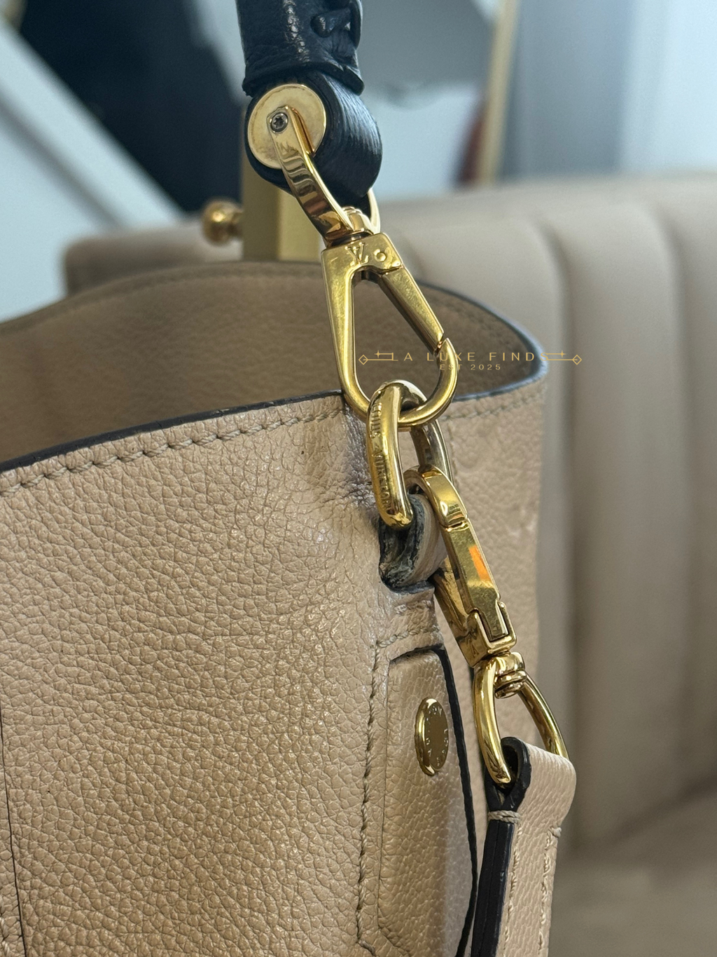 LOUIS VUITTON Empreinte Bagatelle Dune