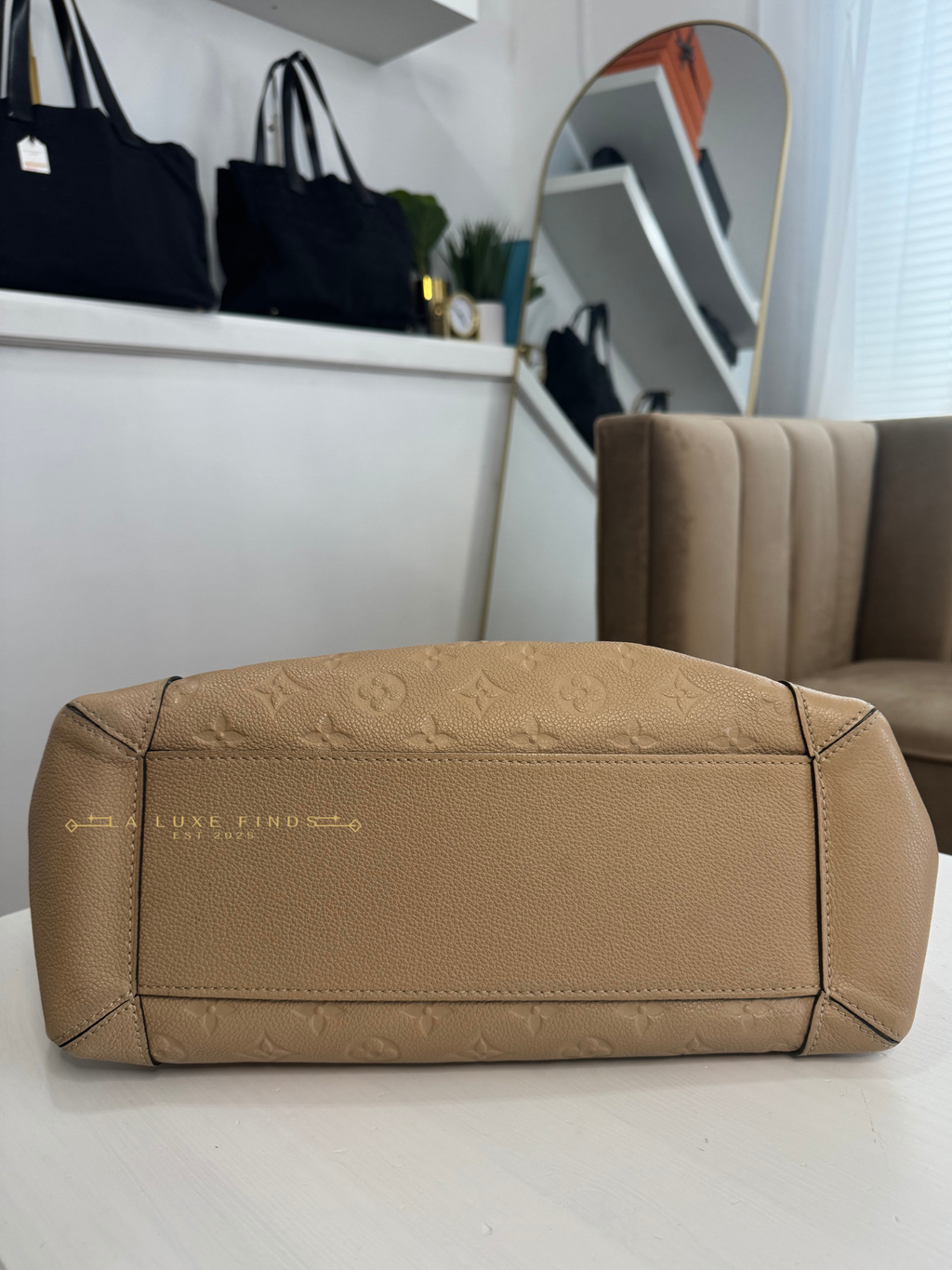 LOUIS VUITTON Empreinte Bagatelle Dune