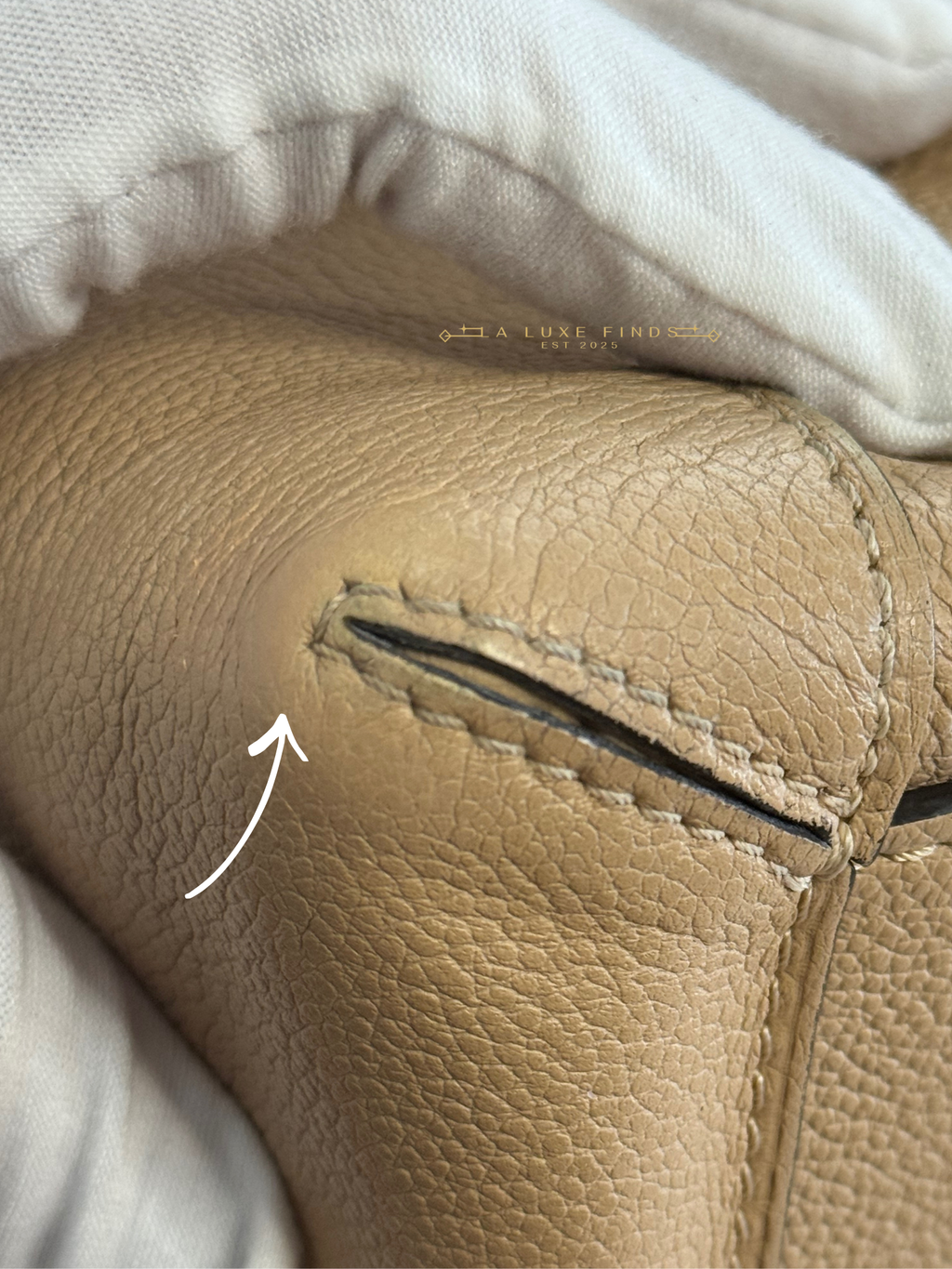 LOUIS VUITTON Empreinte Bagatelle Dune