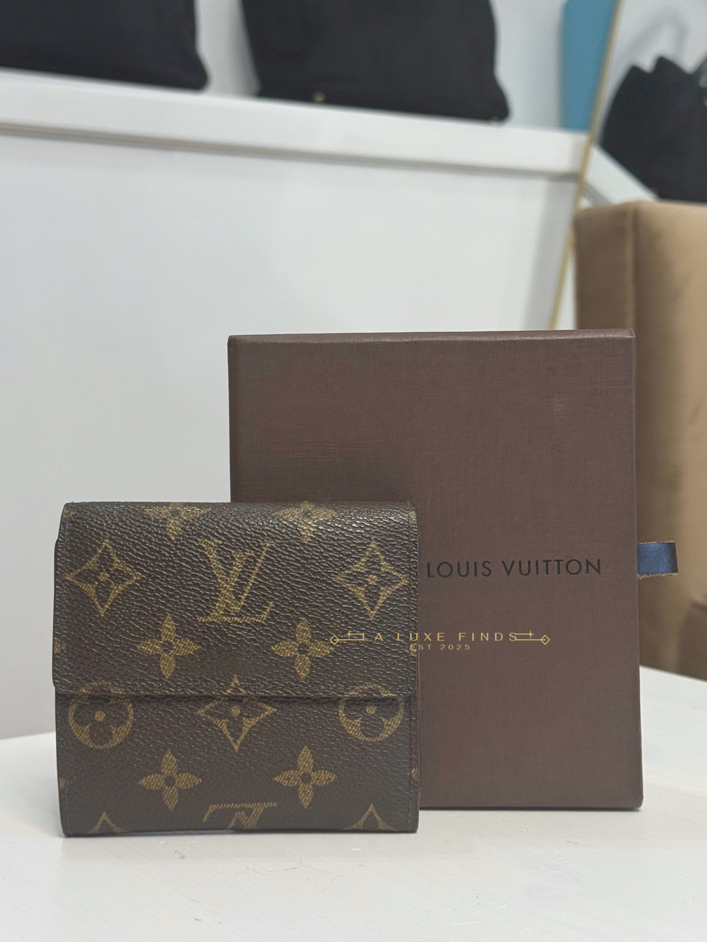 LOUIS VUITTON Monogram Elise Trifold Wallet