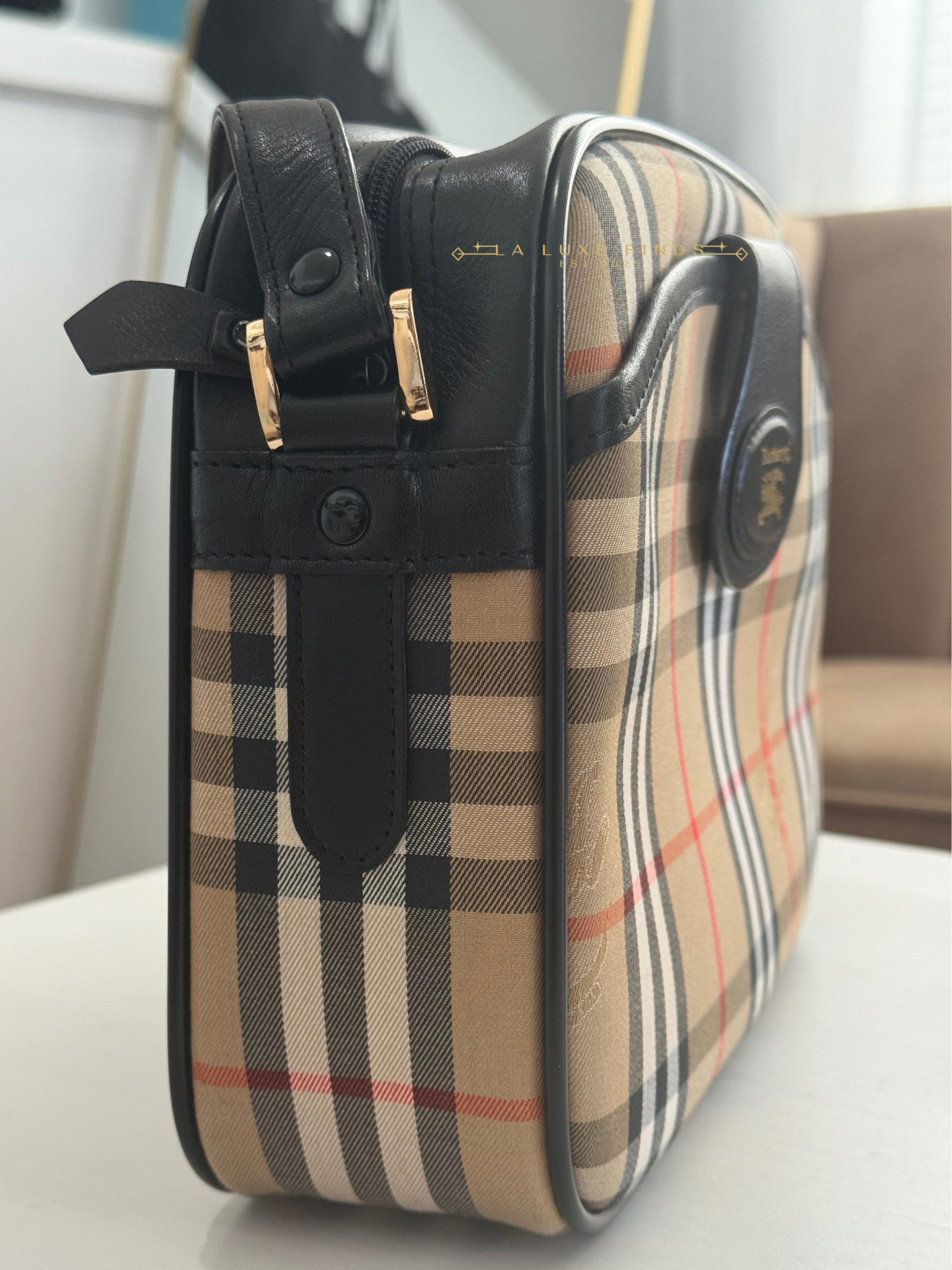 BURBERRY Nova Check Shoulder Bag