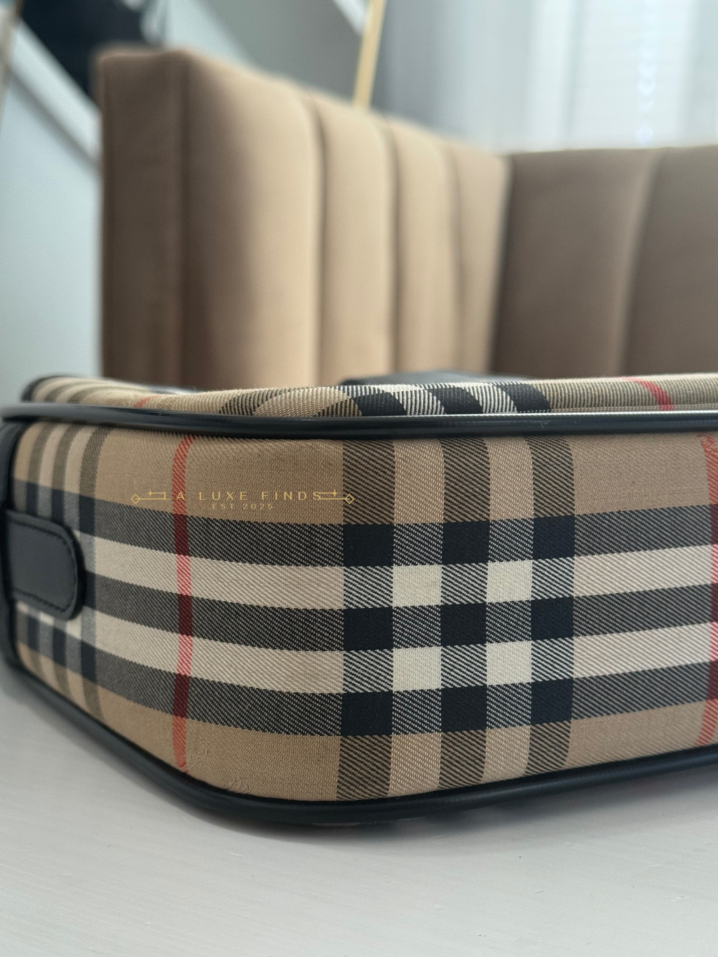 BURBERRY Nova Check Shoulder Bag