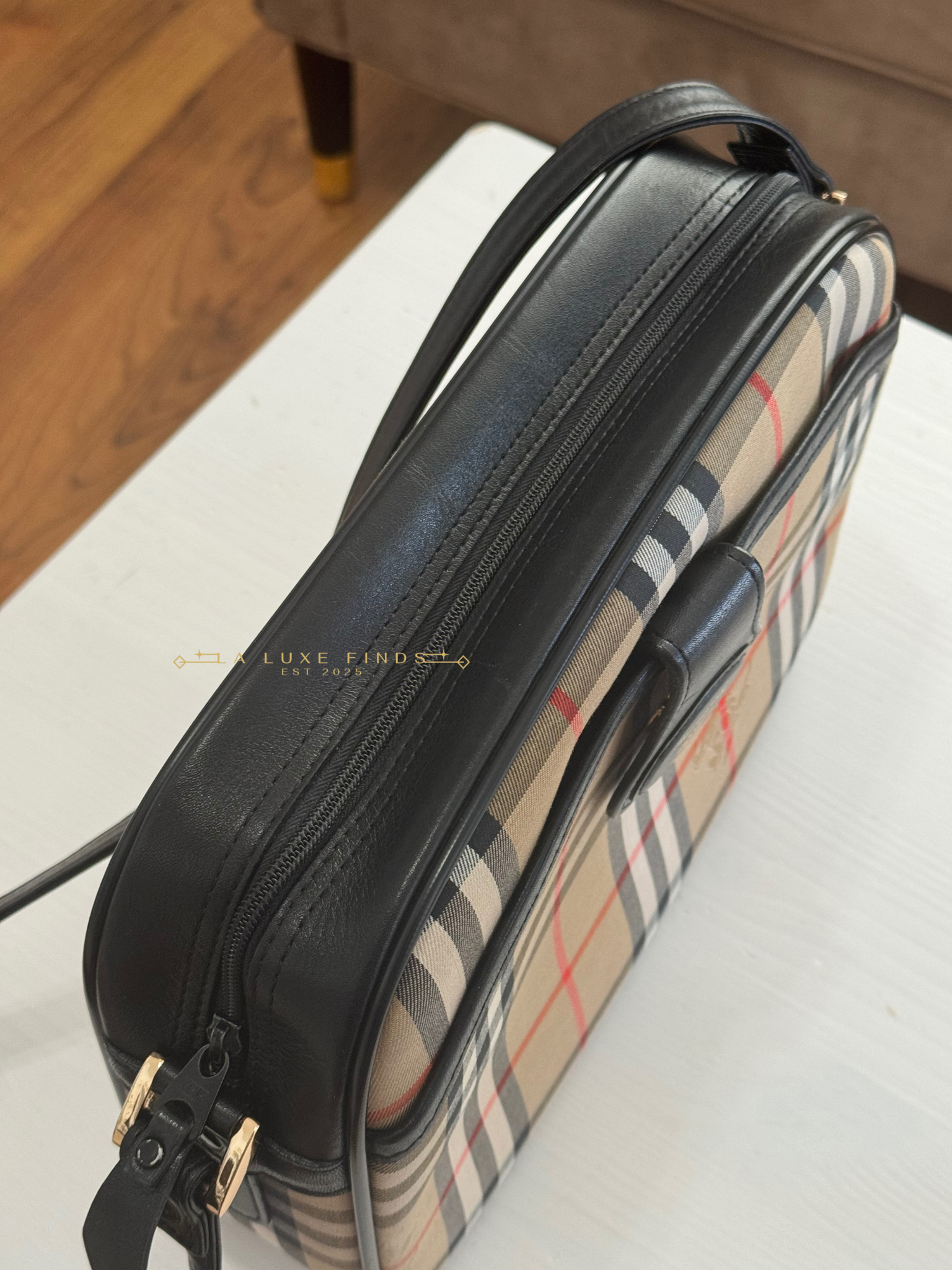 BURBERRY Nova Check Shoulder Bag