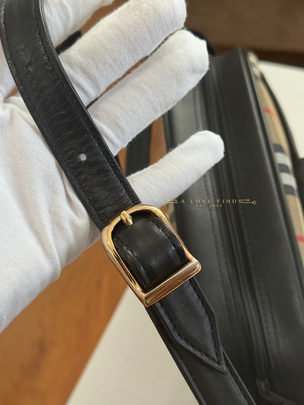 BURBERRY Nova Check Shoulder Bag