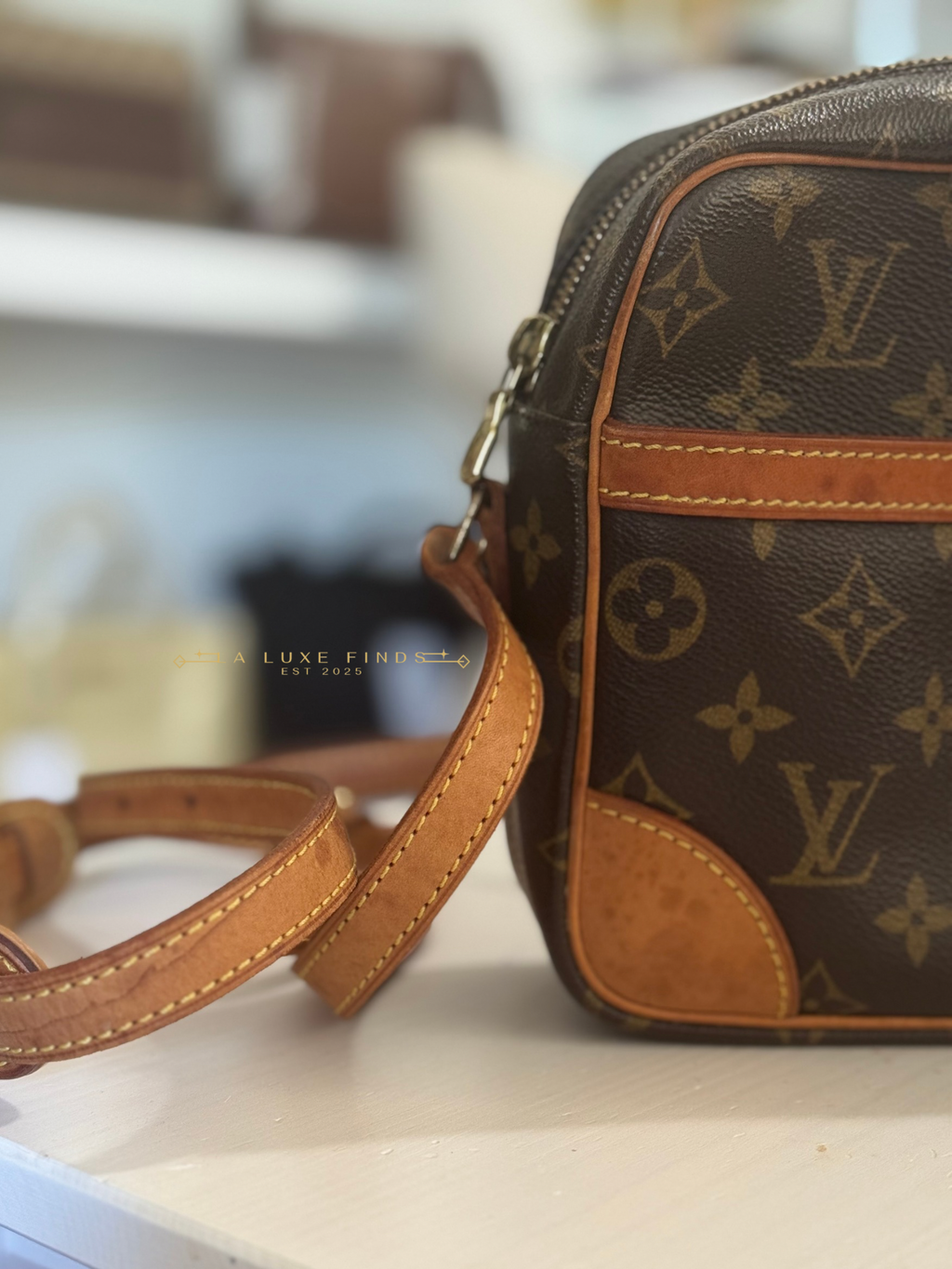 LOUIS VUITTON 2000 Trocadero 25