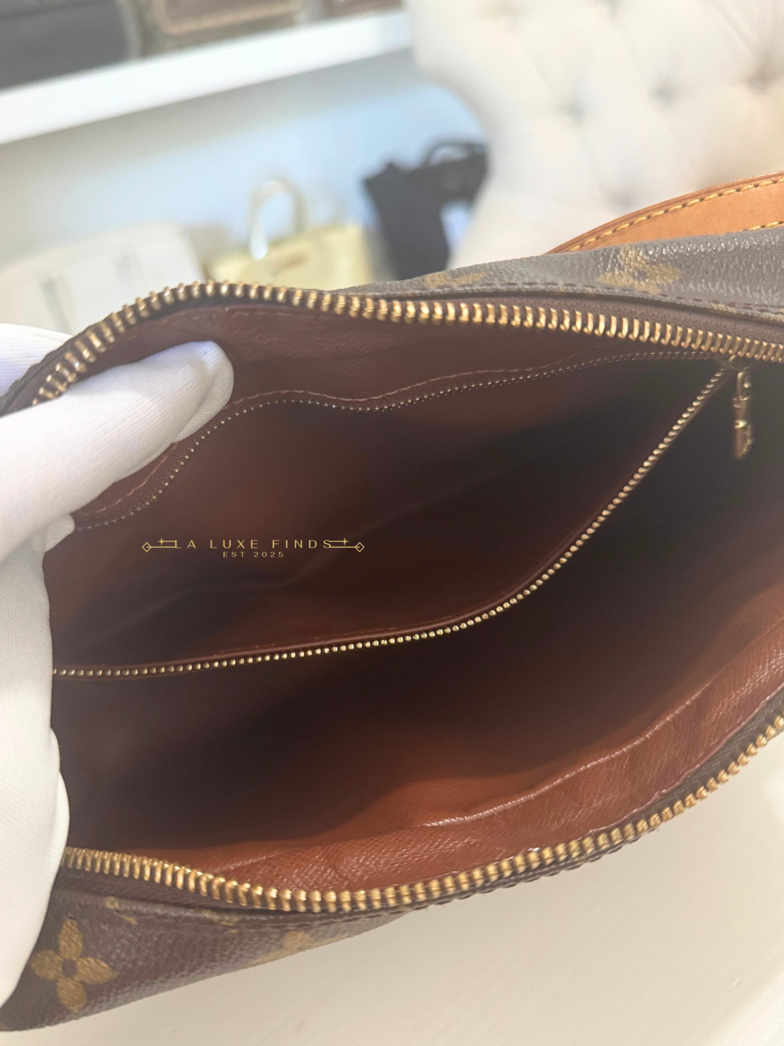 LOUIS VUITTON 2000 Trocadero 25