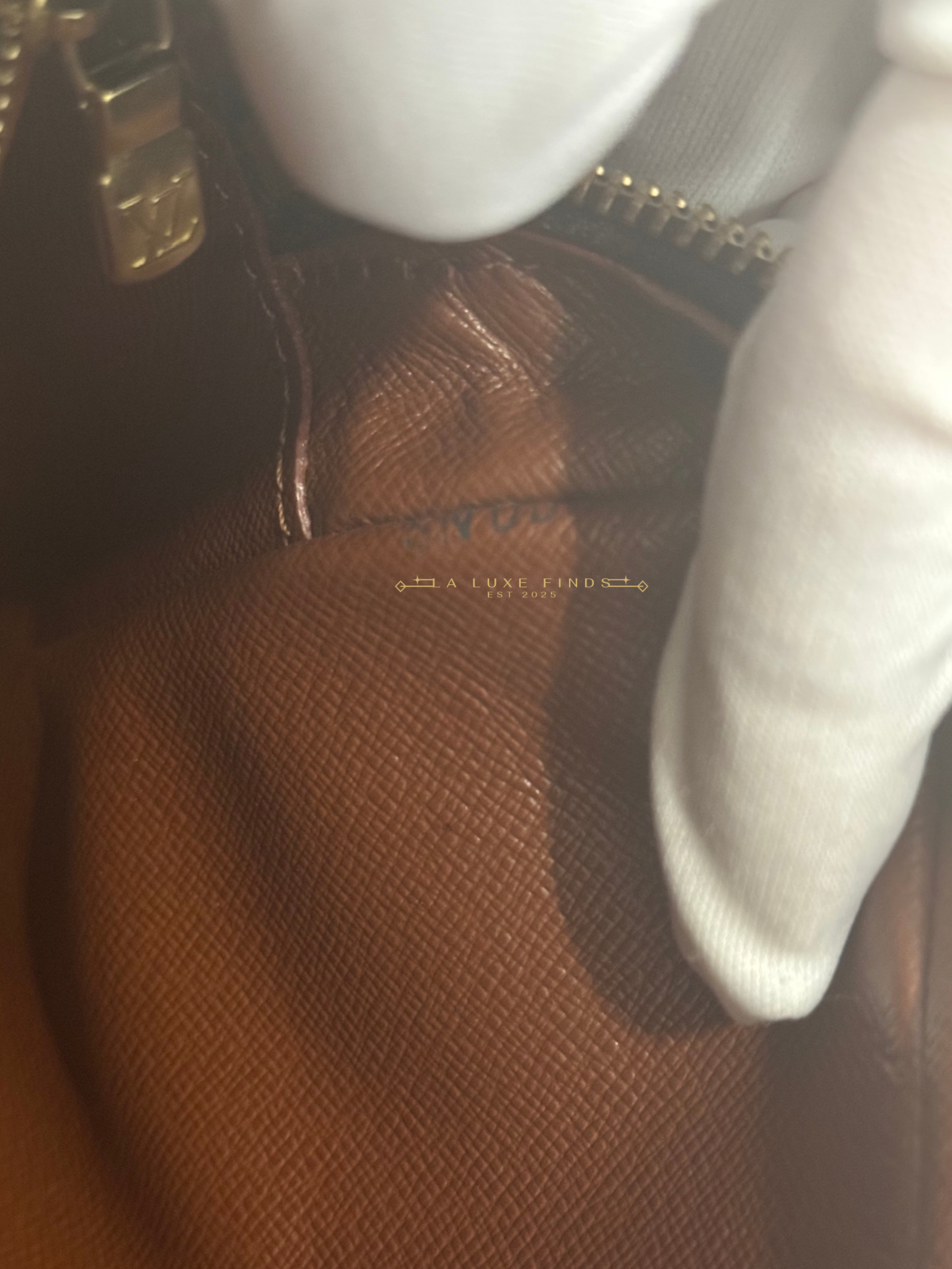 LOUIS VUITTON 2000 Trocadero 25