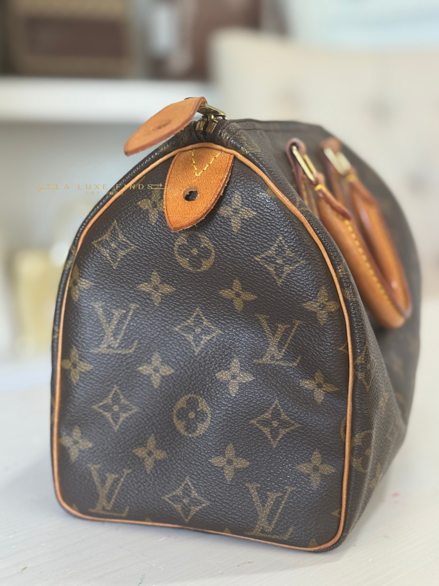 LOUIS VUITTON 1998 Monogram Speedy 25