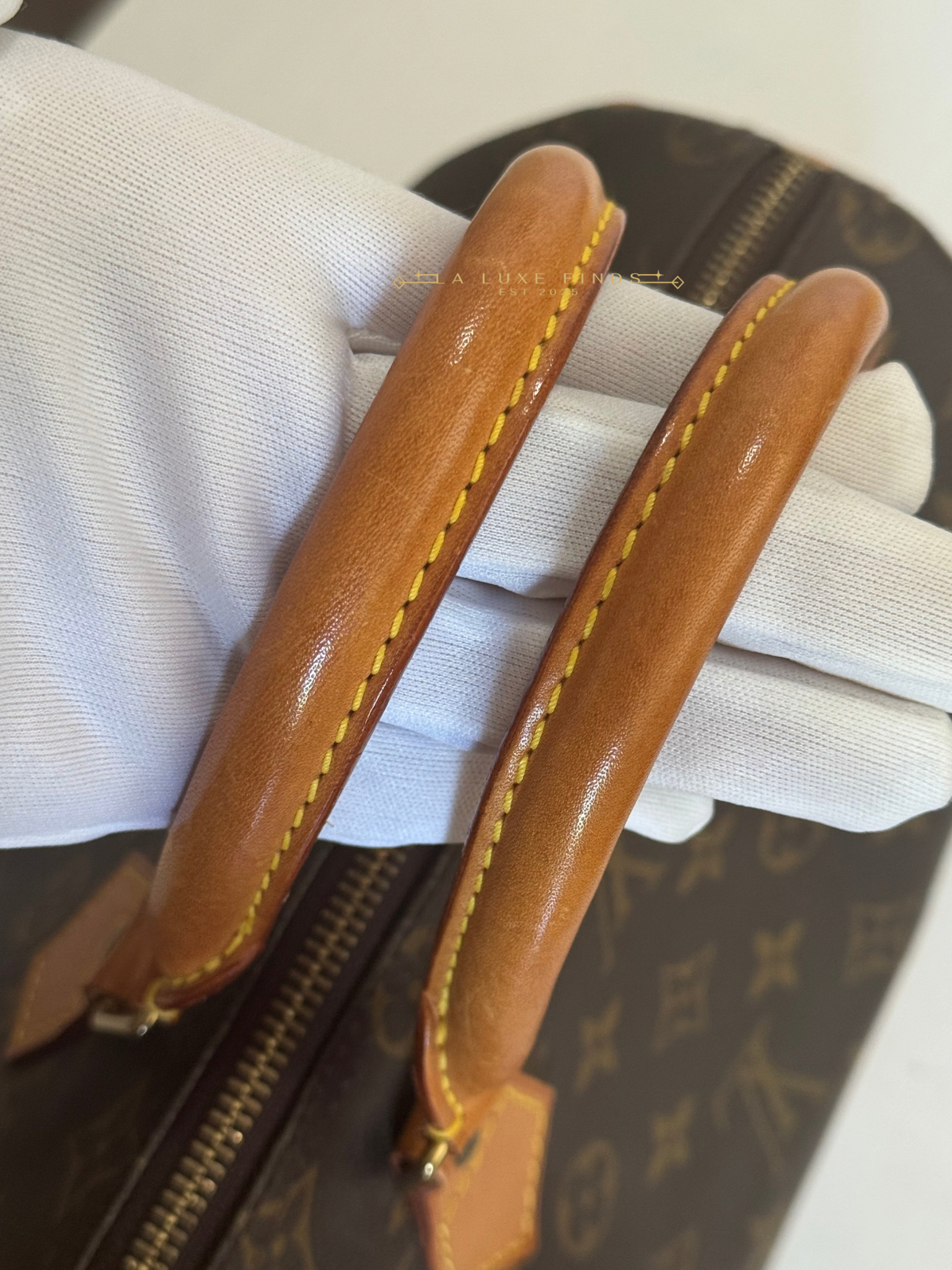 LOUIS VUITTON 1998 Monogram Speedy 25