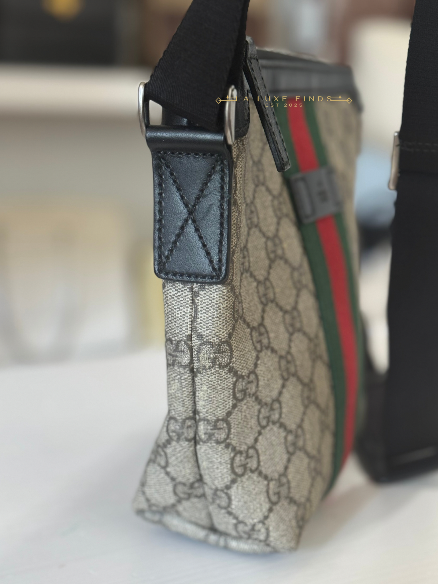 GUCCI Web Supreme Messenger Bag
