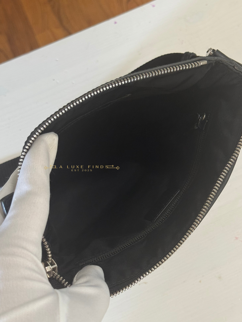 GUCCI Web Supreme Messenger Bag