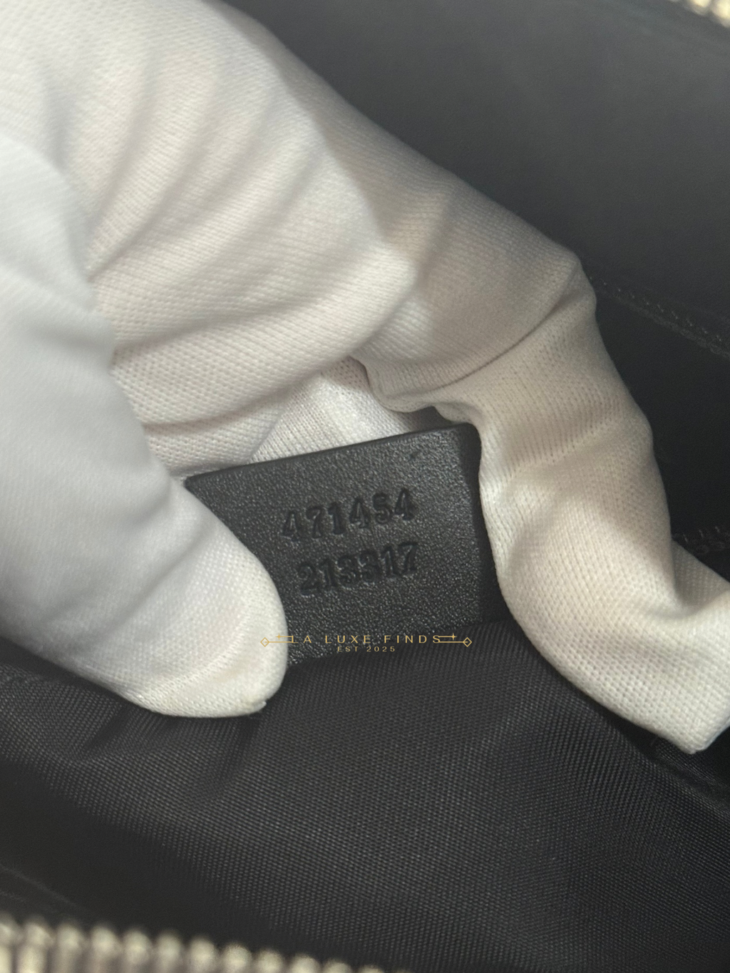 GUCCI Web Supreme Messenger Bag