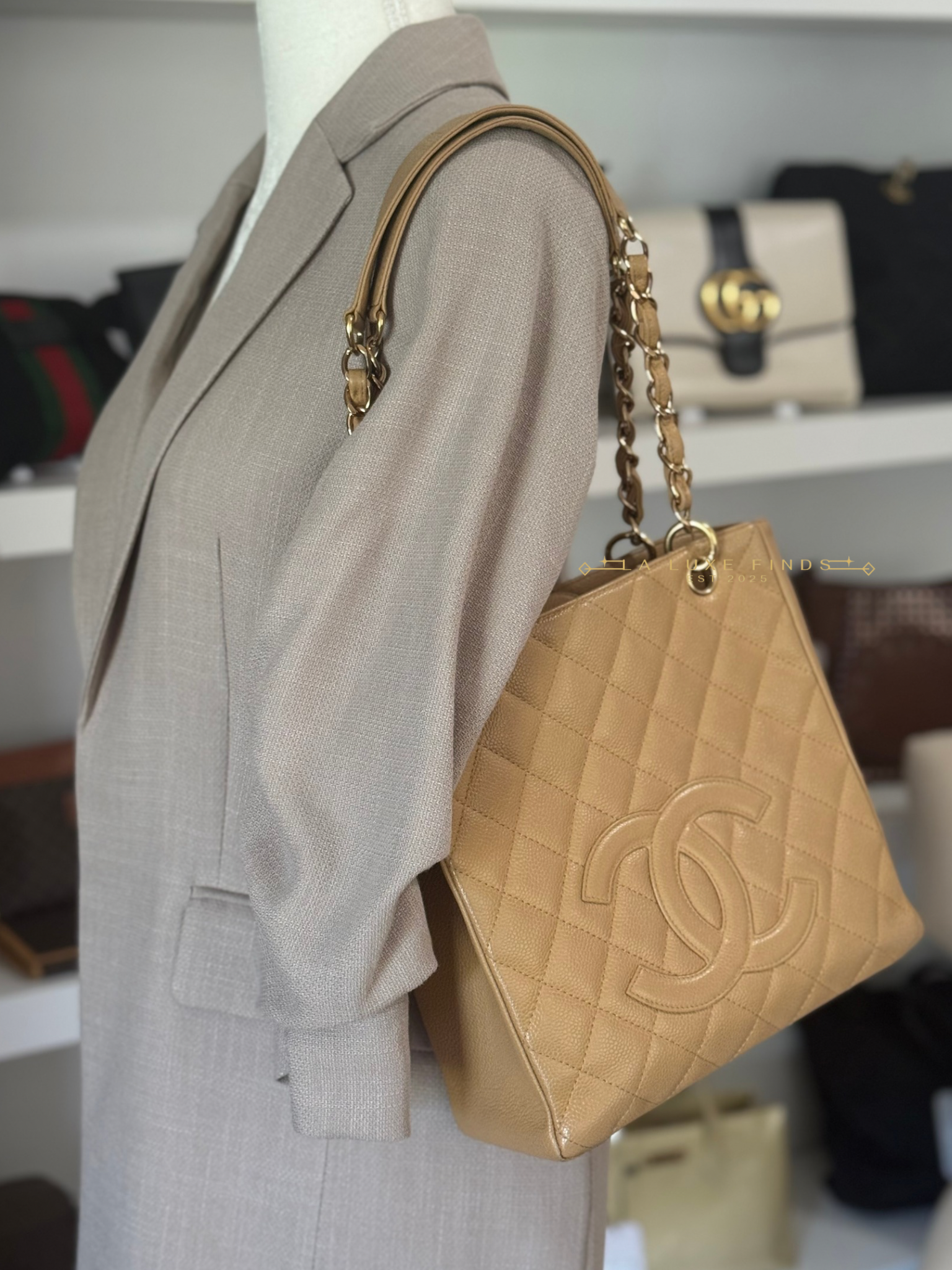 CHANEL 2005 Caviar Quilted Petite Shopping Tote