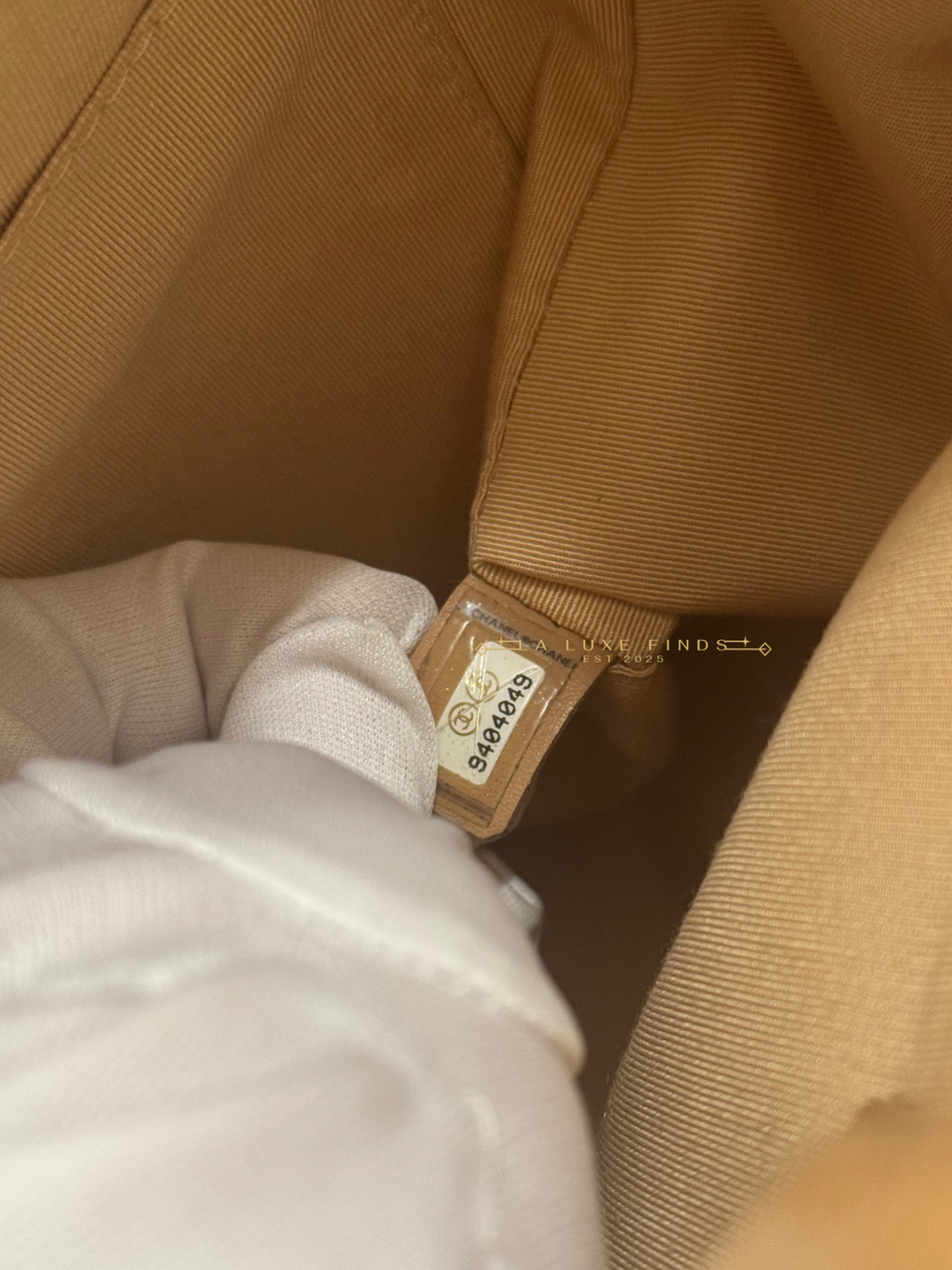 CHANEL 2005 Caviar Quilted Petite Shopping Tote