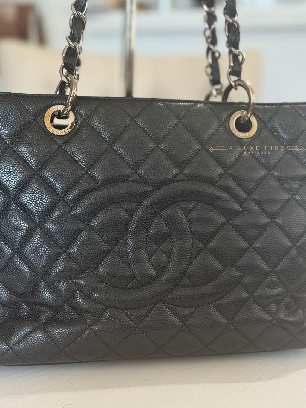 CHANEL 2010 Caviar Grand Shopping Tote