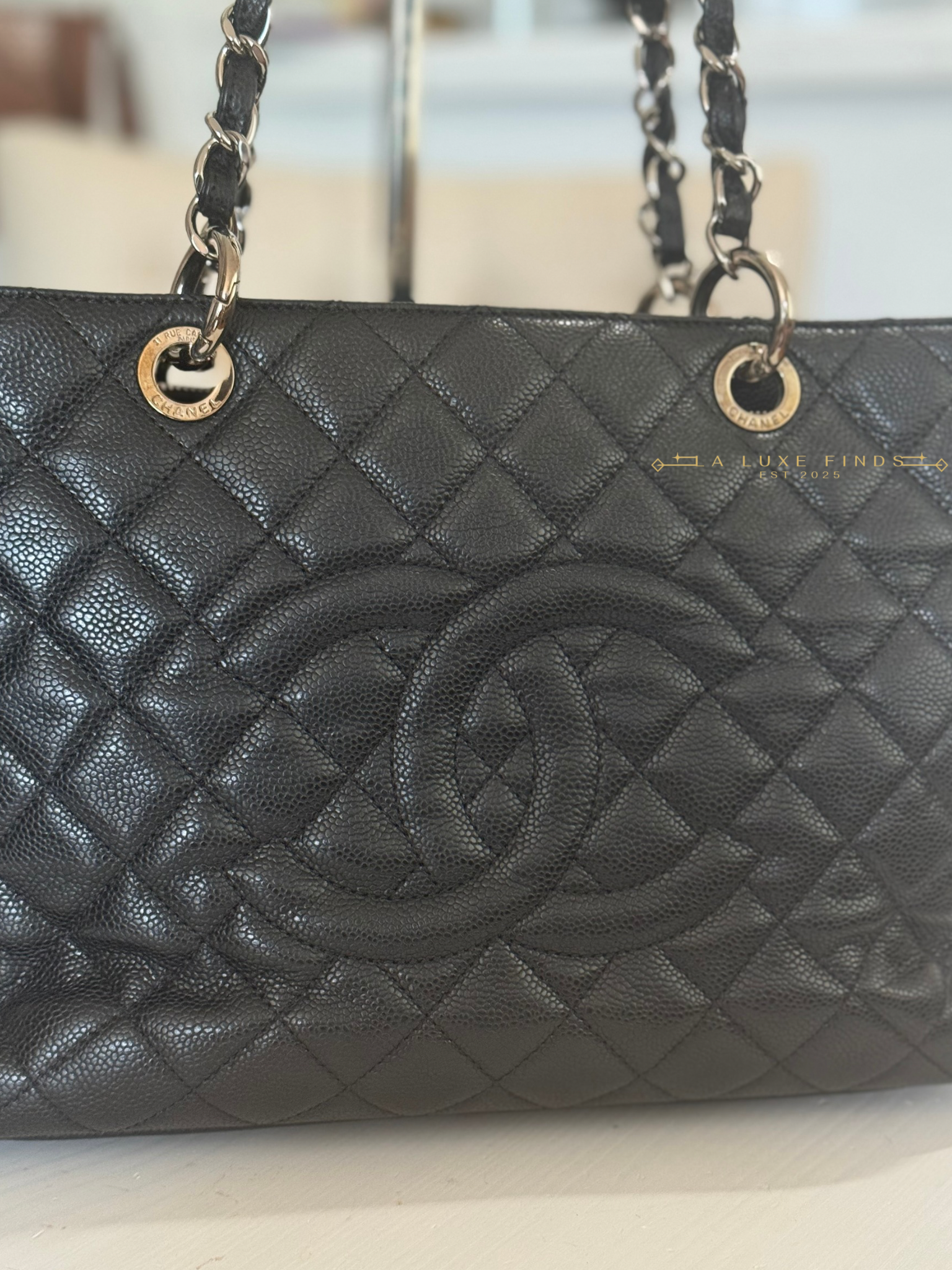 CHANEL 2010 Caviar Grand Shopping Tote