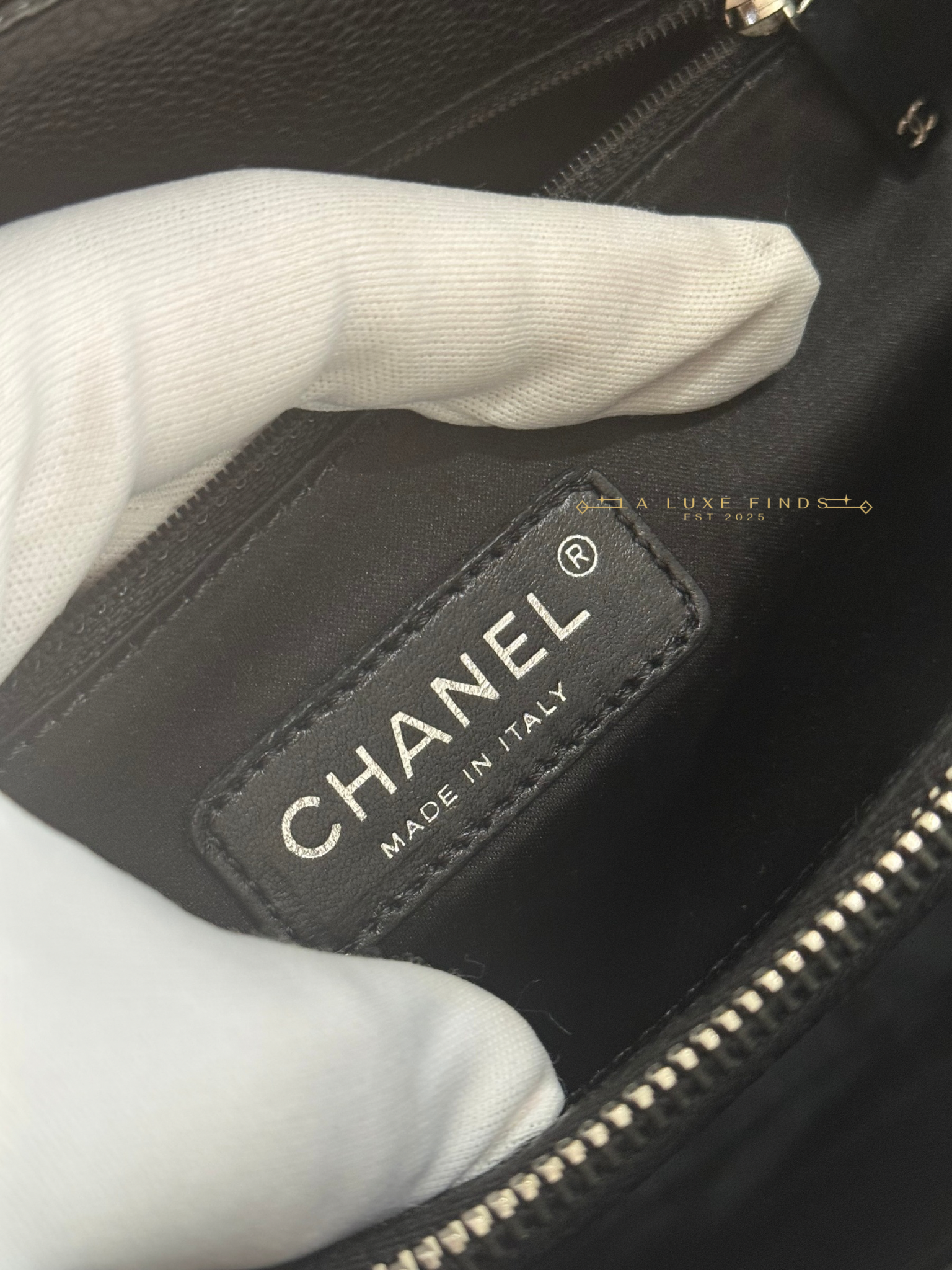 CHANEL 2010 Caviar Grand Shopping Tote