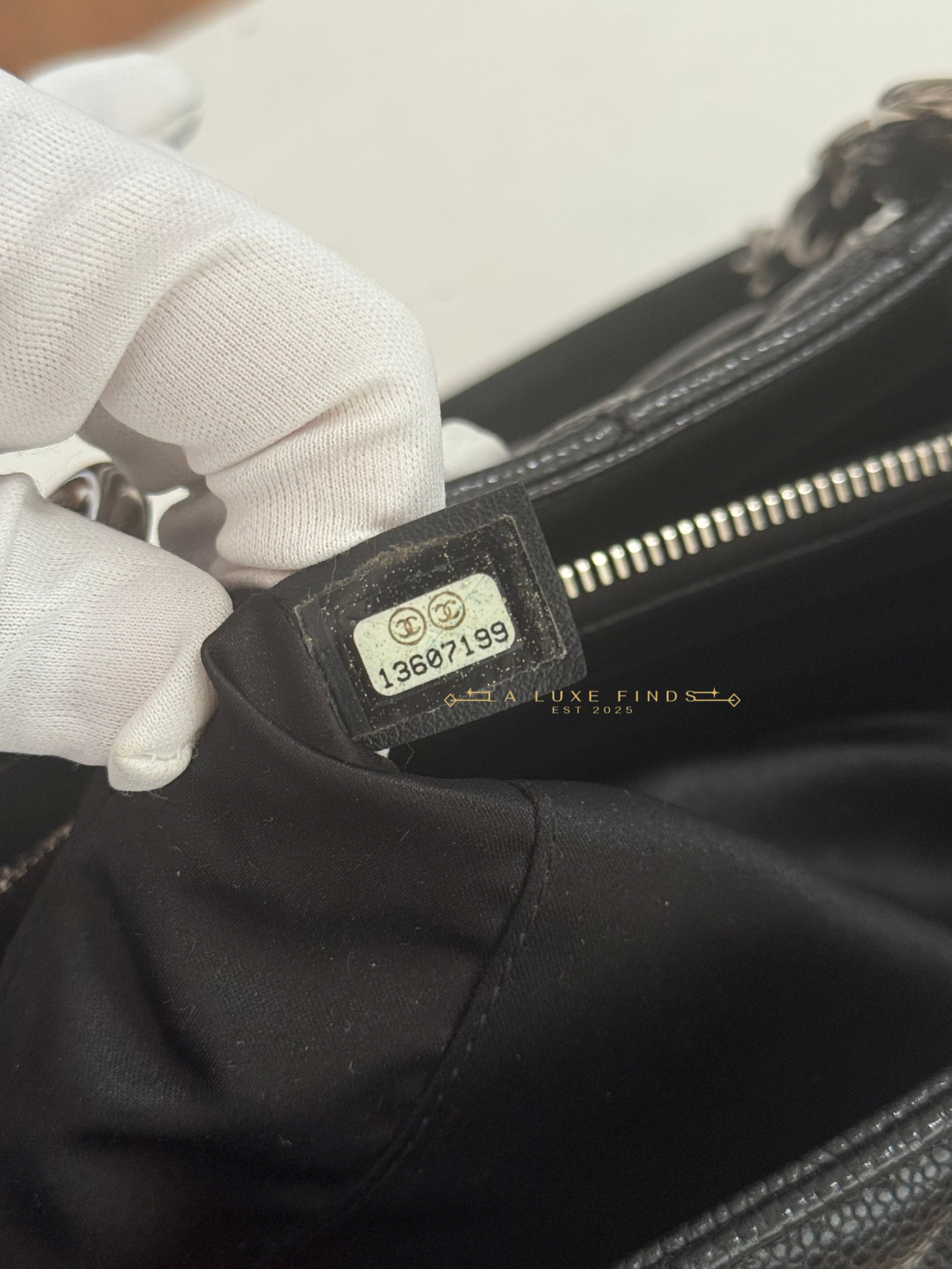 CHANEL 2010 Caviar Grand Shopping Tote