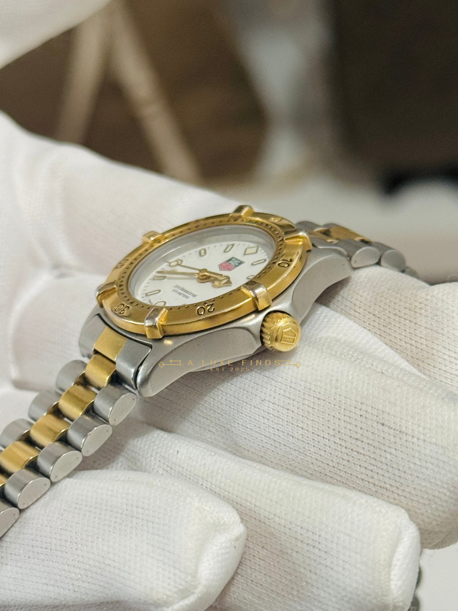 TAG HEUER 26mm Women’s Watch