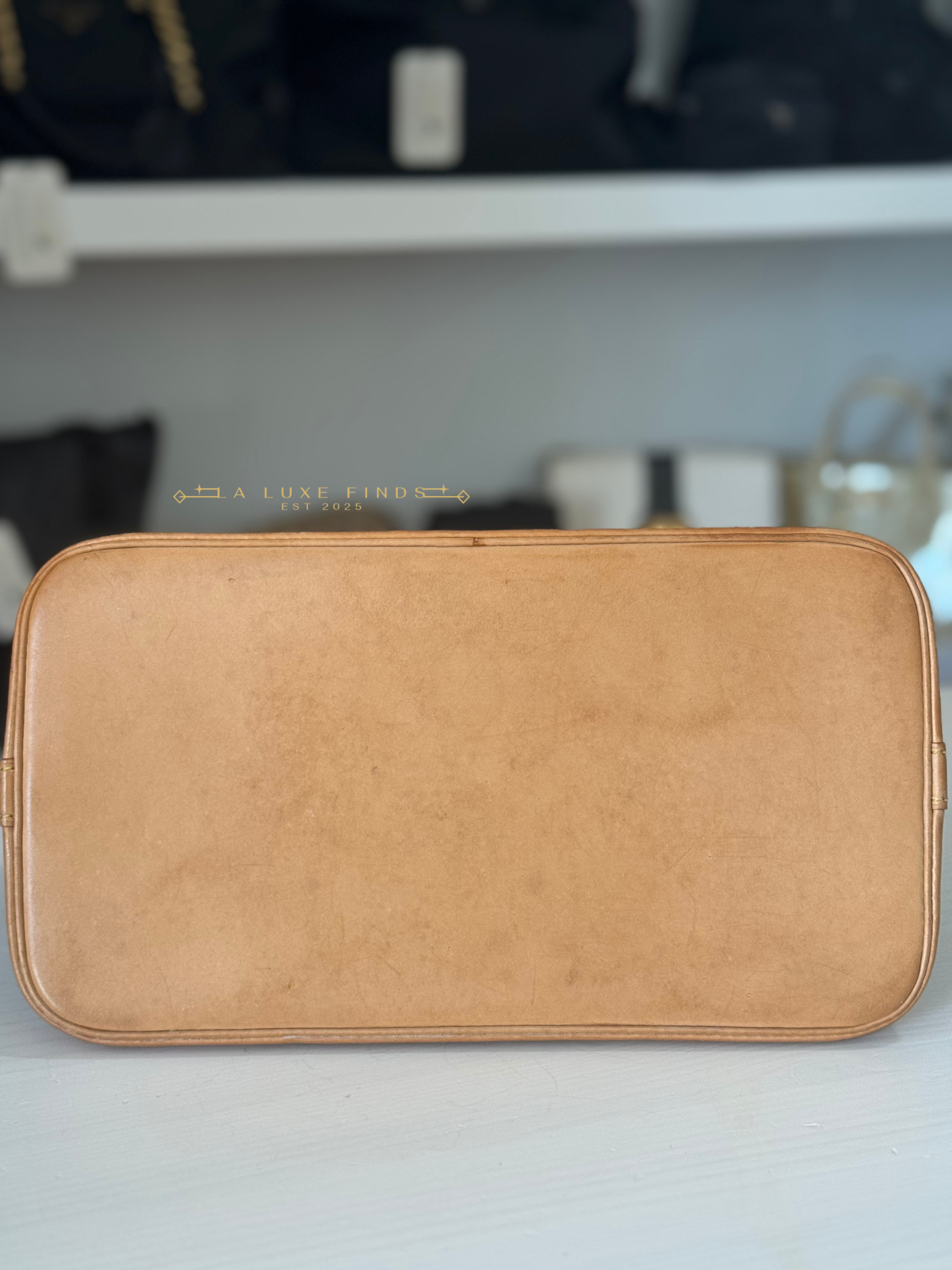 LOUIS VUITTON 1998 Monogram Alma PM