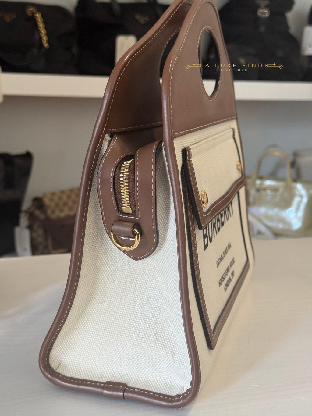 BURBERRY 2Way Small Pocket Bag