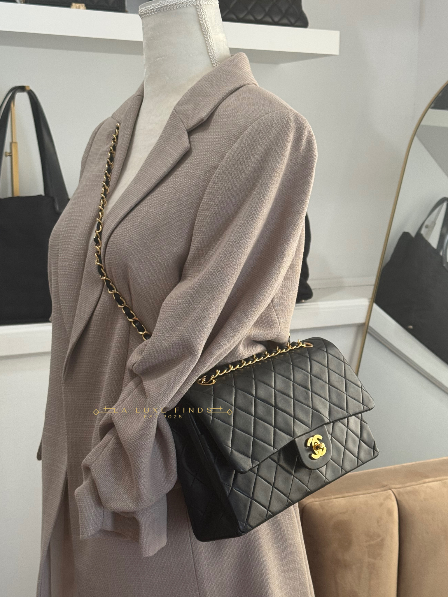 CHANEL 1991 Classic Double Flap Lambskin 25