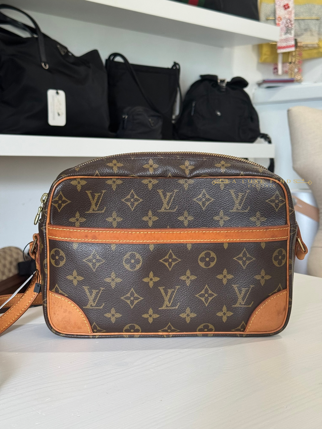 LOUIS VUITTON 2000 Trocadero 25