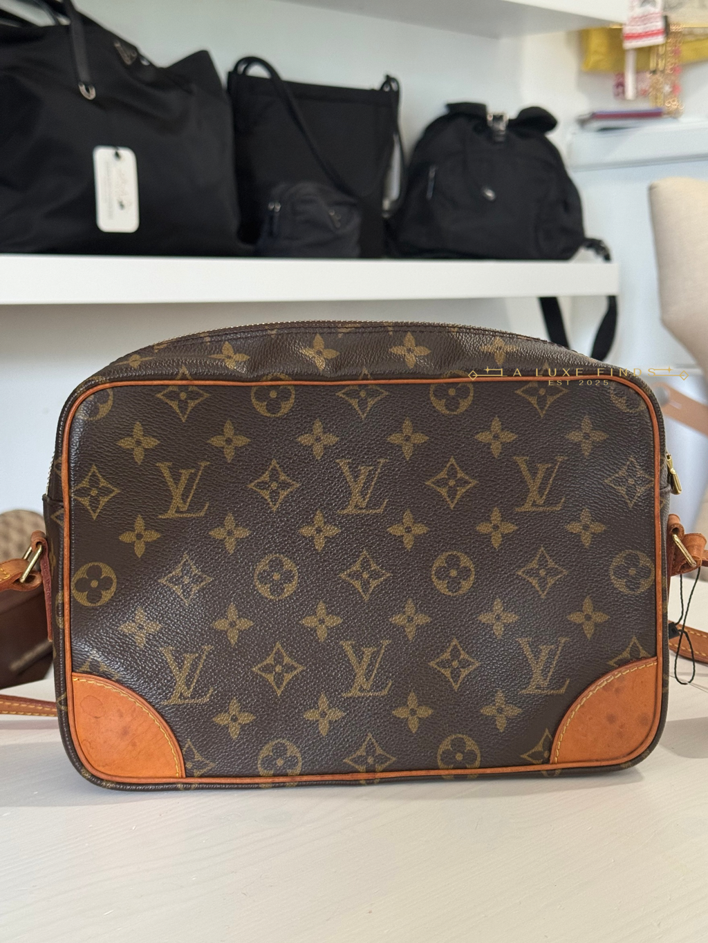 LOUIS VUITTON 2000 Trocadero 25
