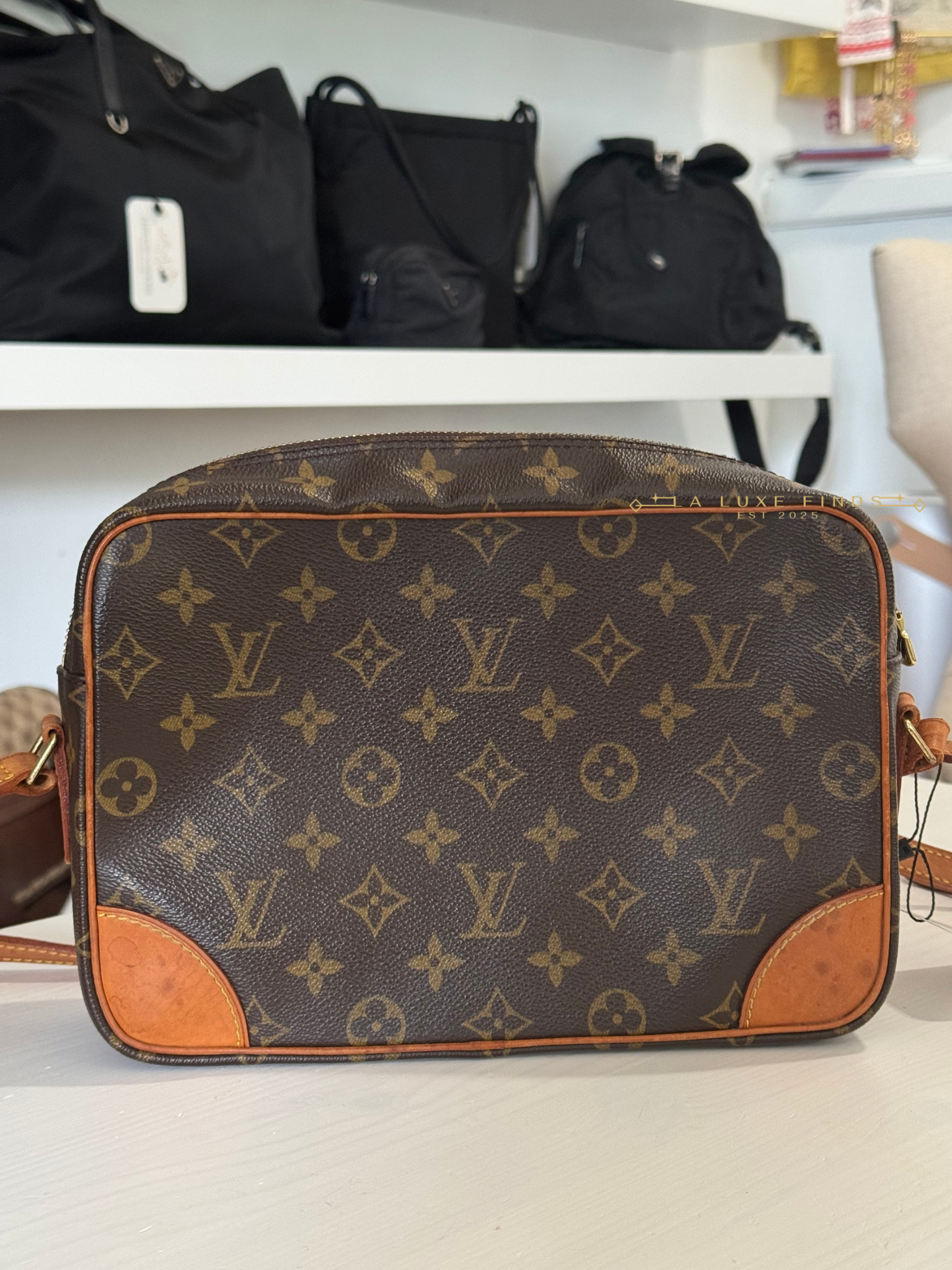 LOUIS VUITTON 2000 Trocadero 25