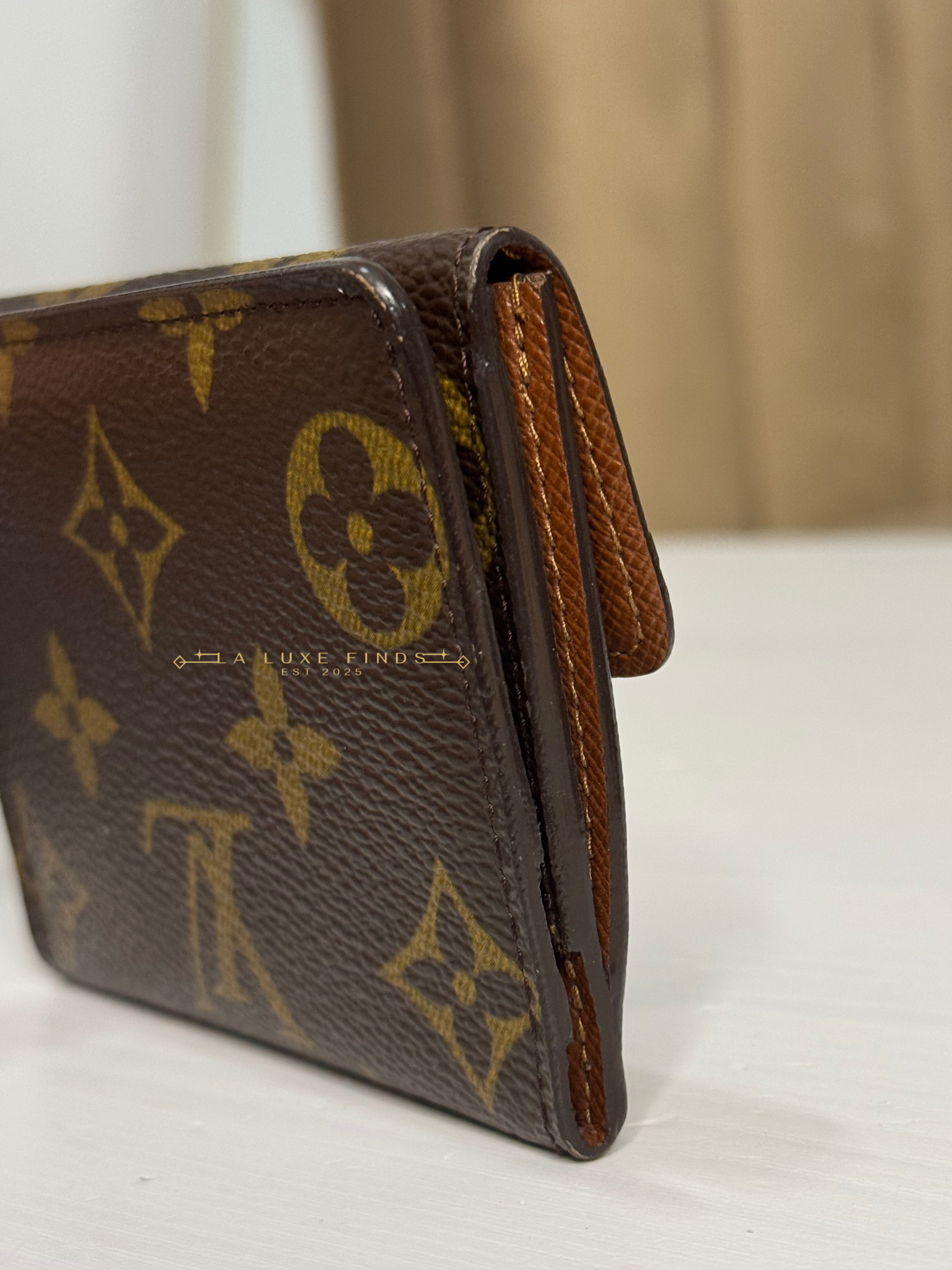 LOUIS VUITTON 2004 Monogram Ludlow Card Holder