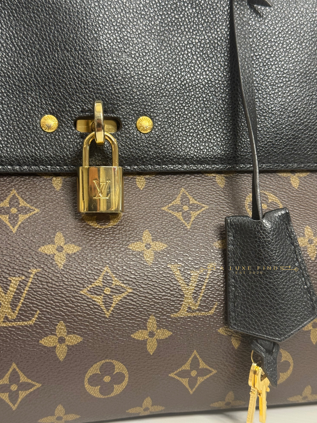 LOUIS VUITTON 2017 Monogram Venus Handbag