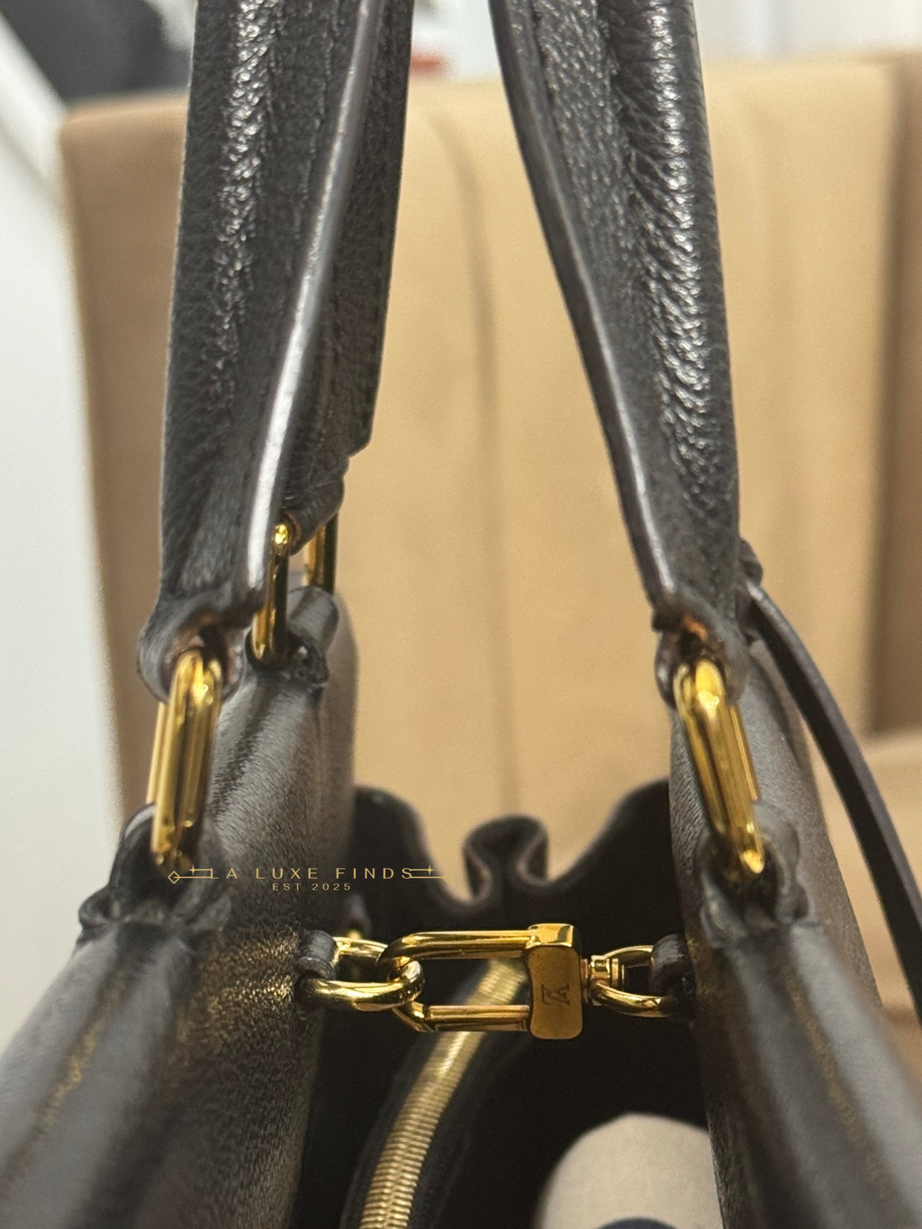LOUIS VUITTON 2017 Monogram Venus Handbag
