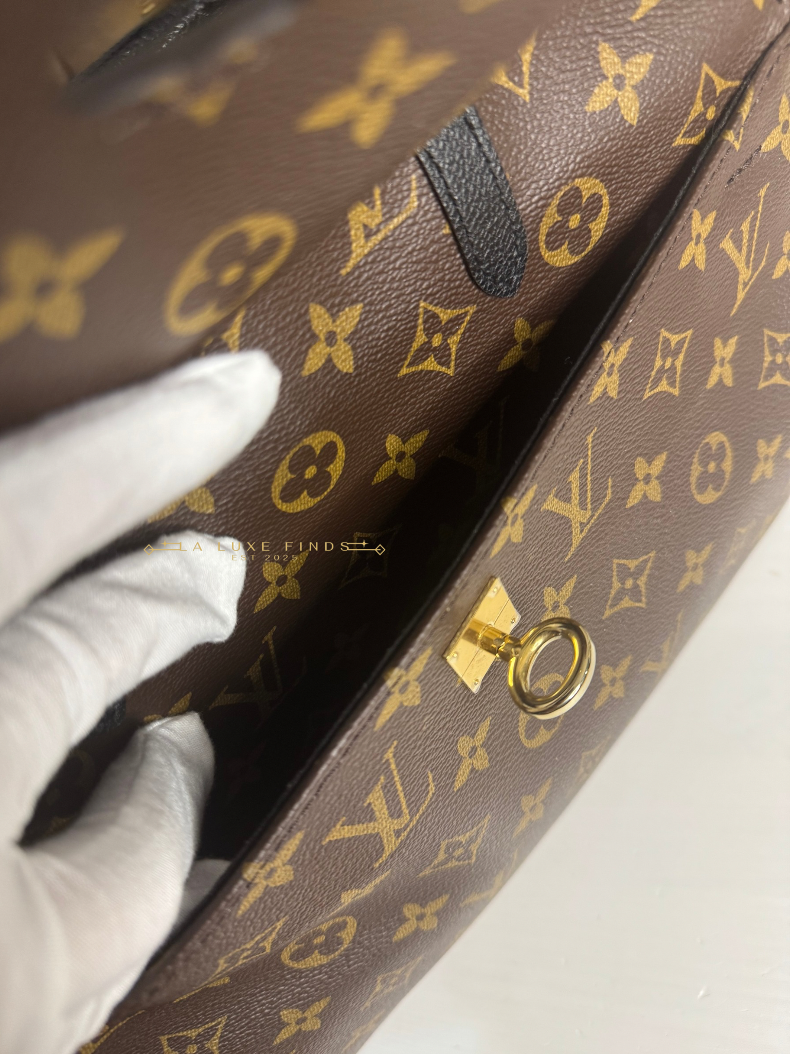 LOUIS VUITTON 2017 Monogram Venus Handbag